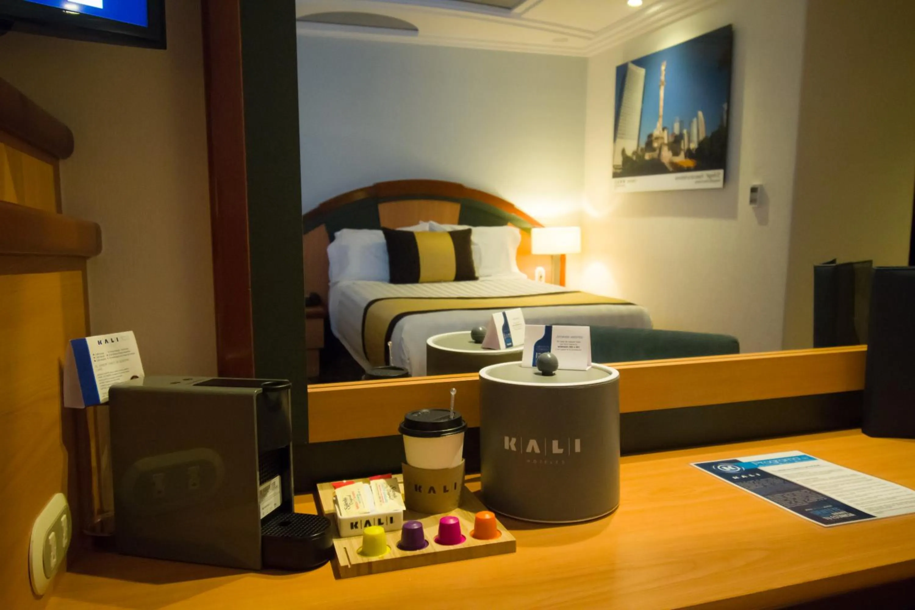 Coffee/tea facilities, Bed in KALI Escandón Mexico City