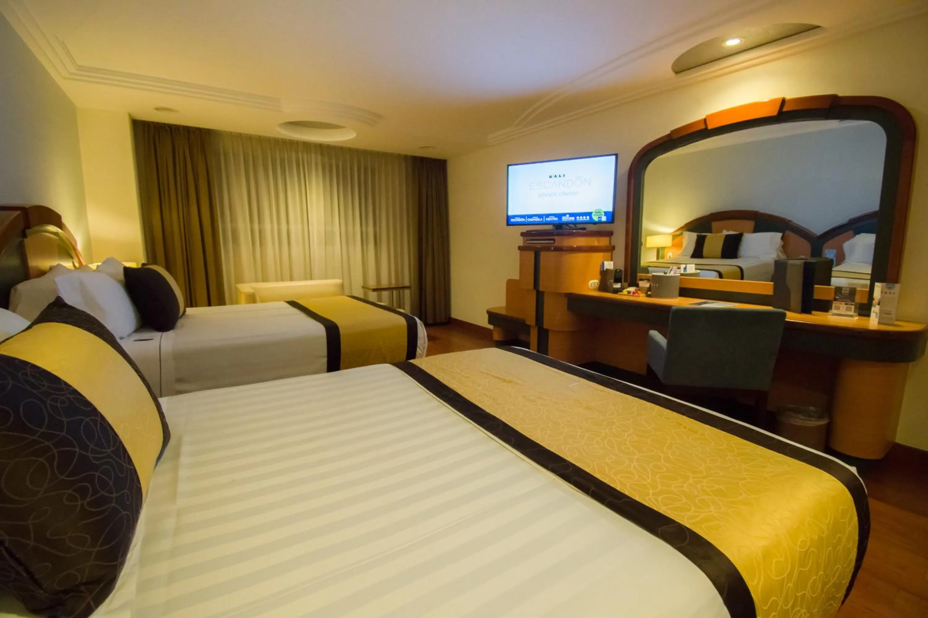 TV and multimedia, Bed in KALI Escandón Mexico City