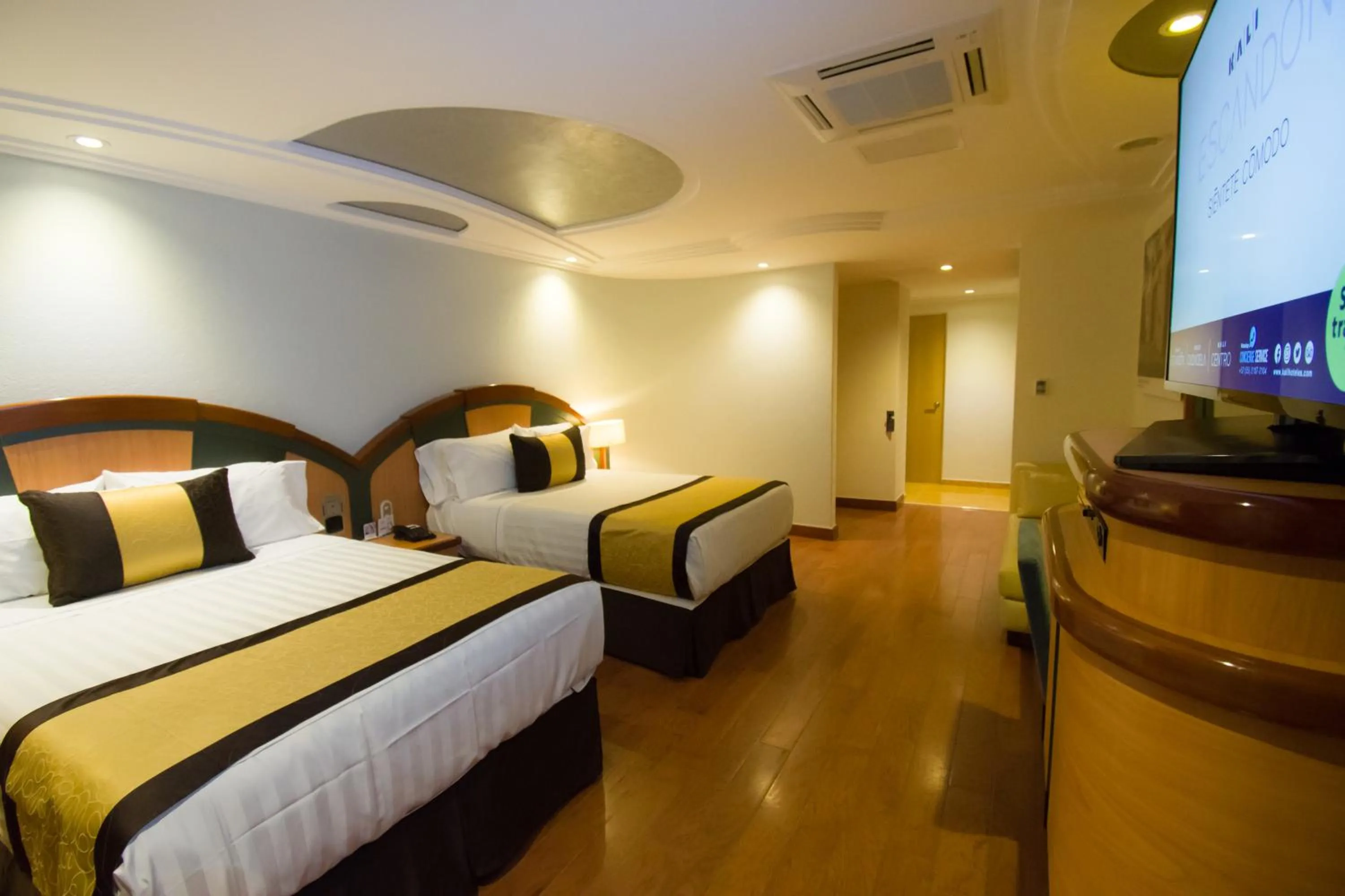 Photo of the whole room, Bed in KALI Escandón Mexico City