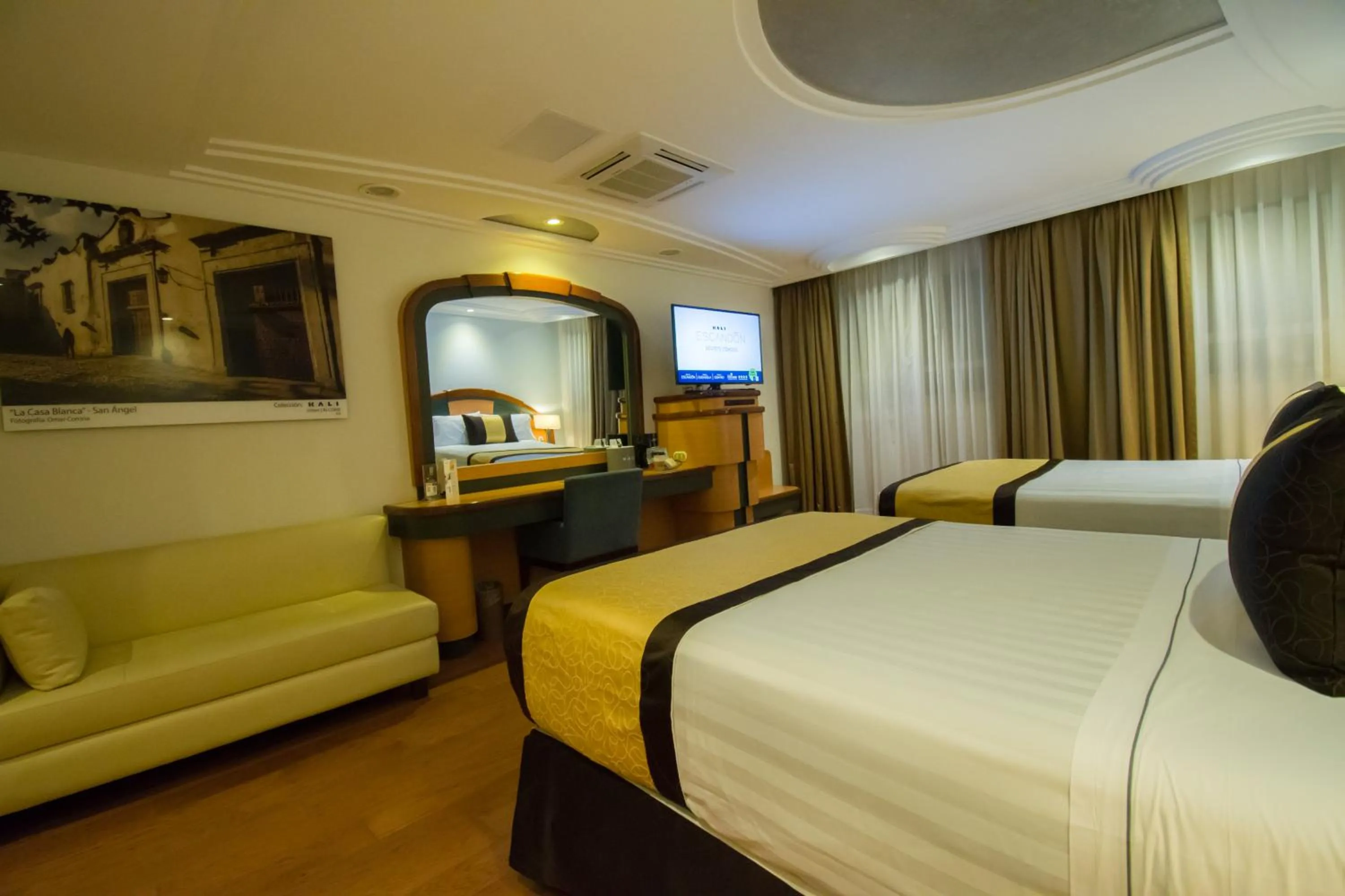 Bed in KALI Escandón Mexico City