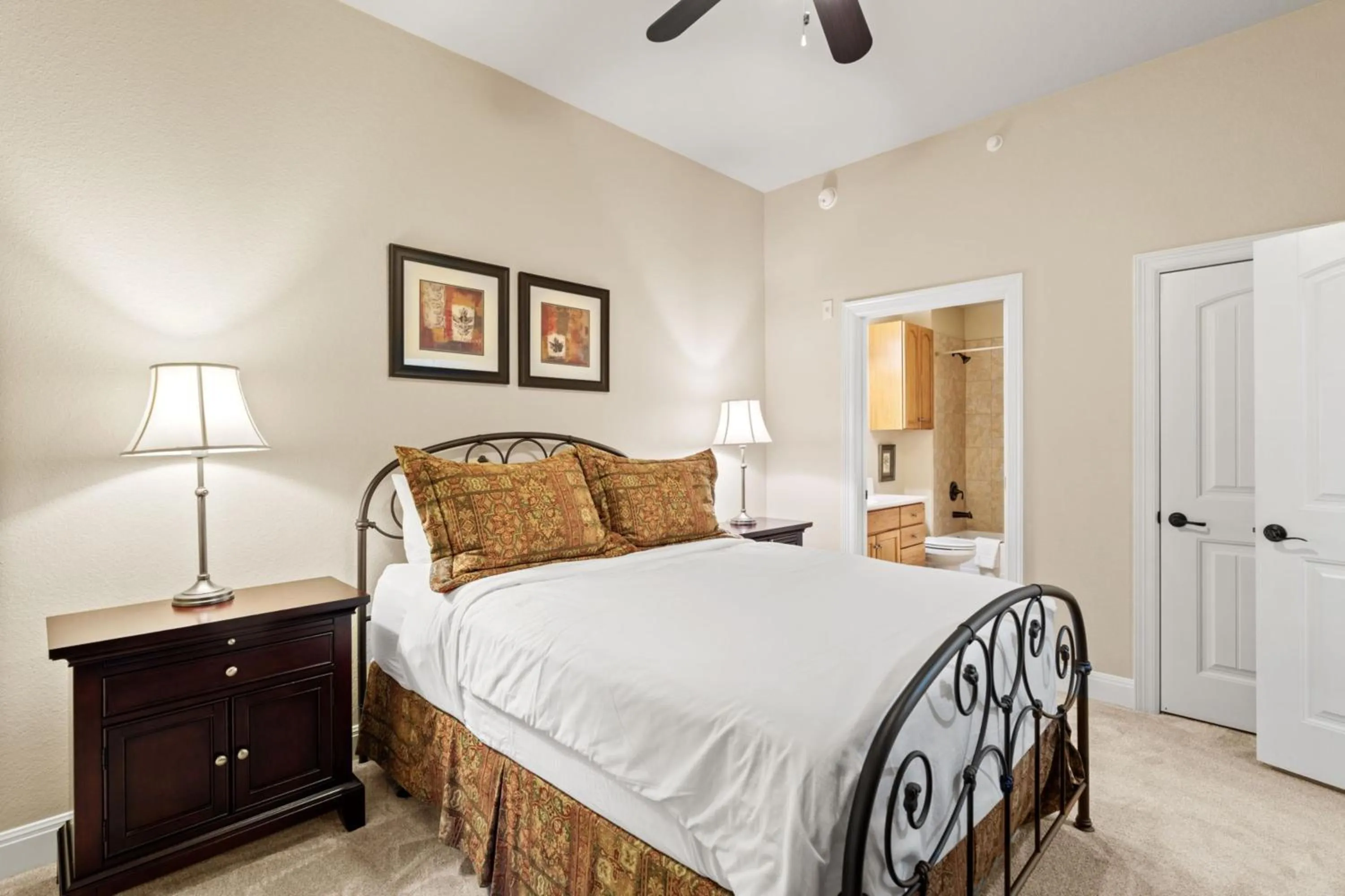 Bed in Horseshoe Bay Resort