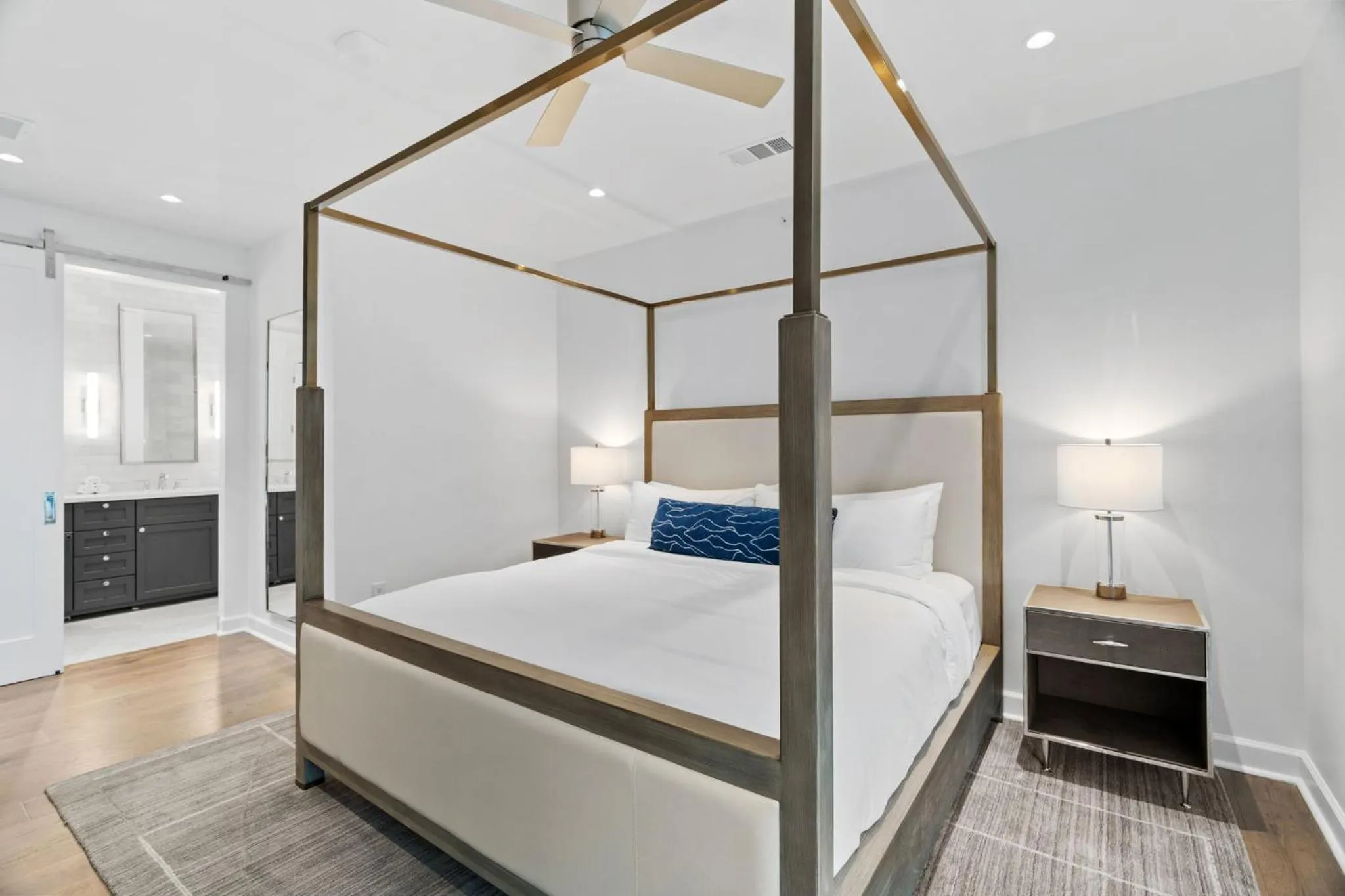 Bedroom, Bed in Horseshoe Bay Resort