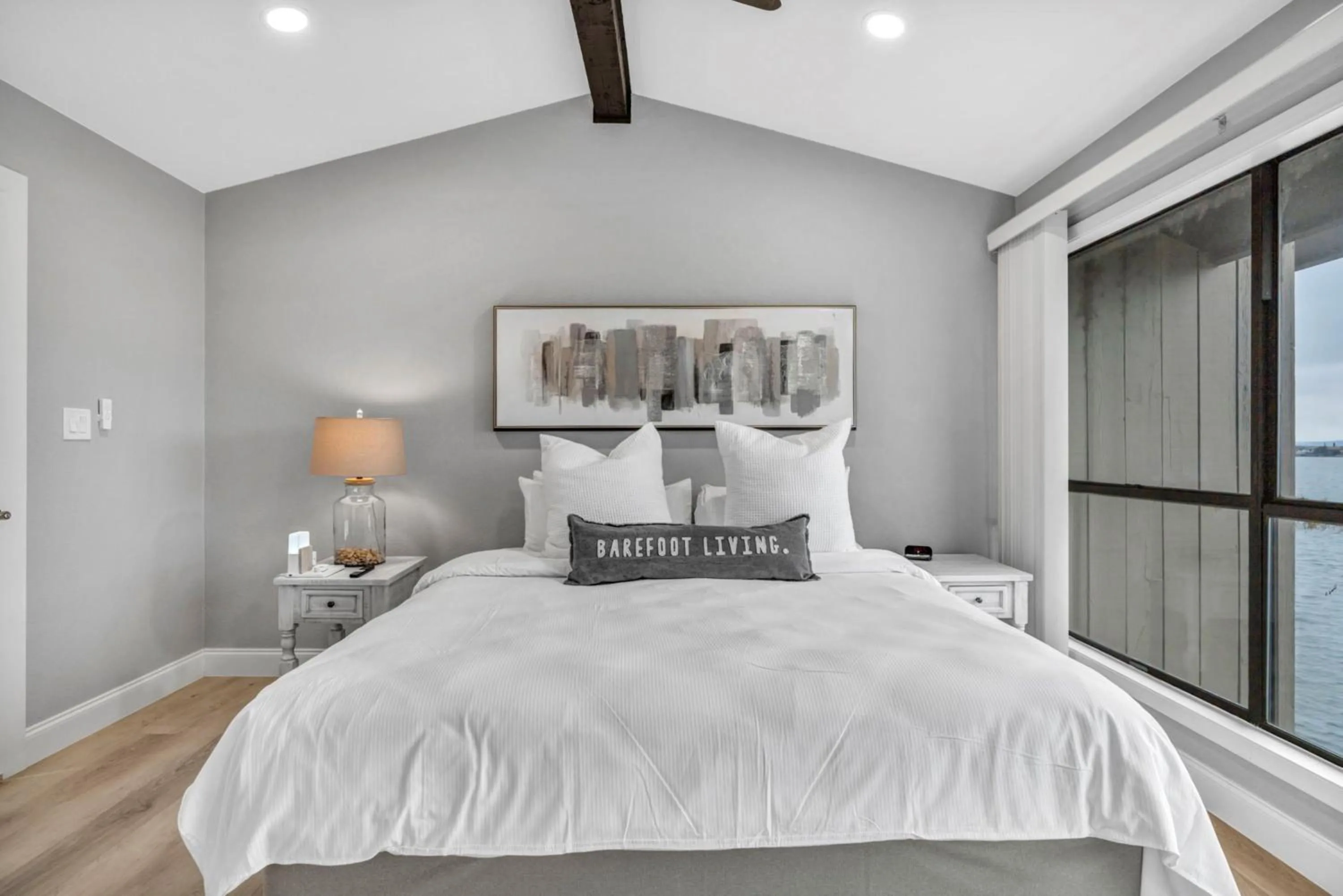 Bed in Horseshoe Bay Resort