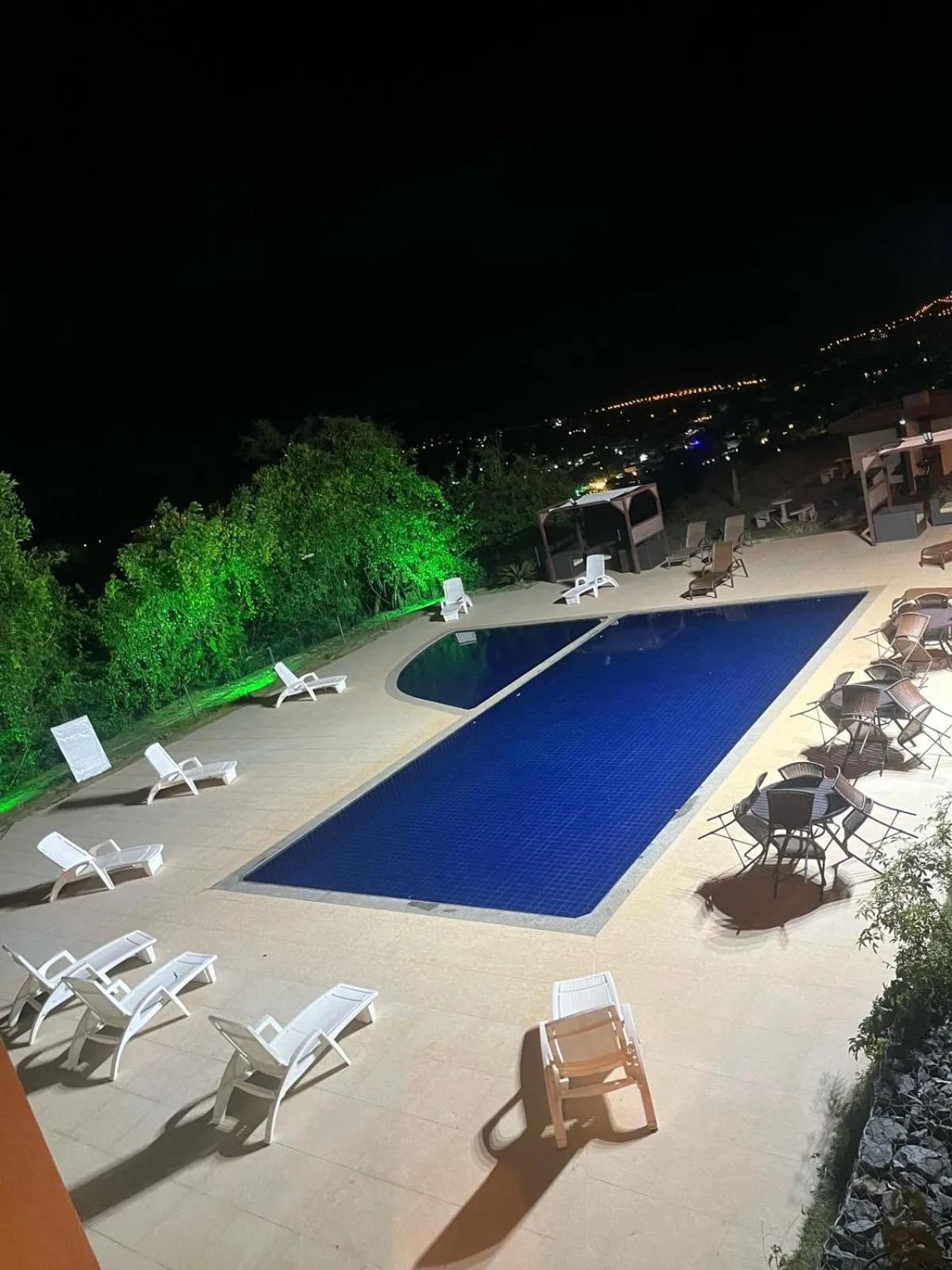 Swimming pool in Casa Escarpas