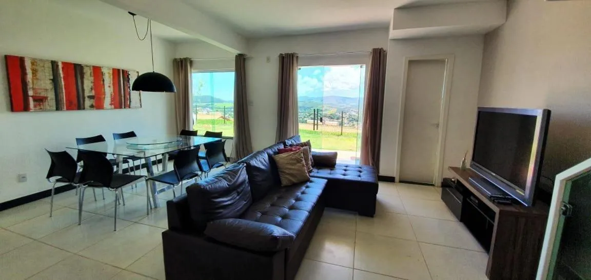 Casa Escarpas