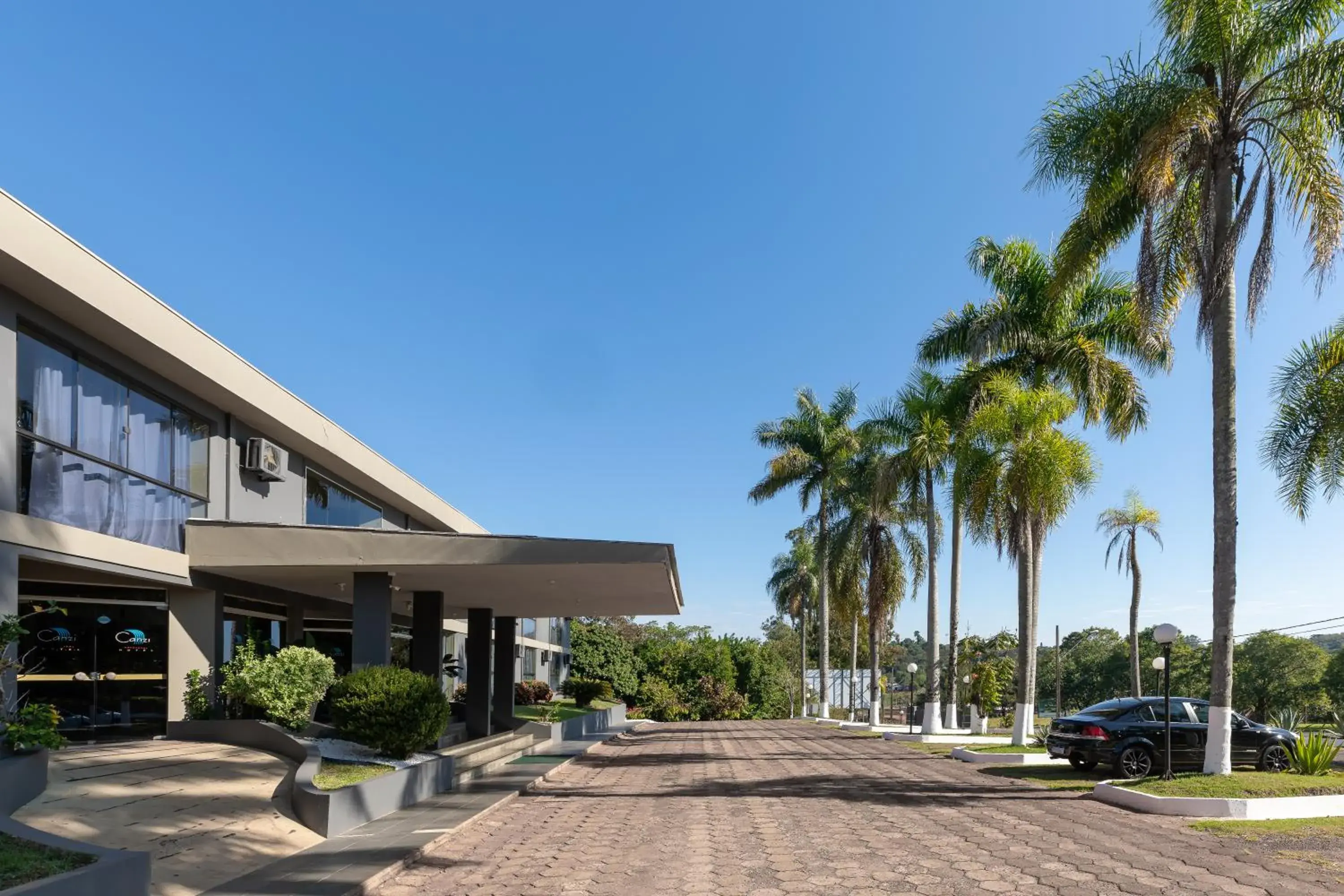 Property building in Canzi Cataratas Hotel Property building in Canzi Cataratas Hotel