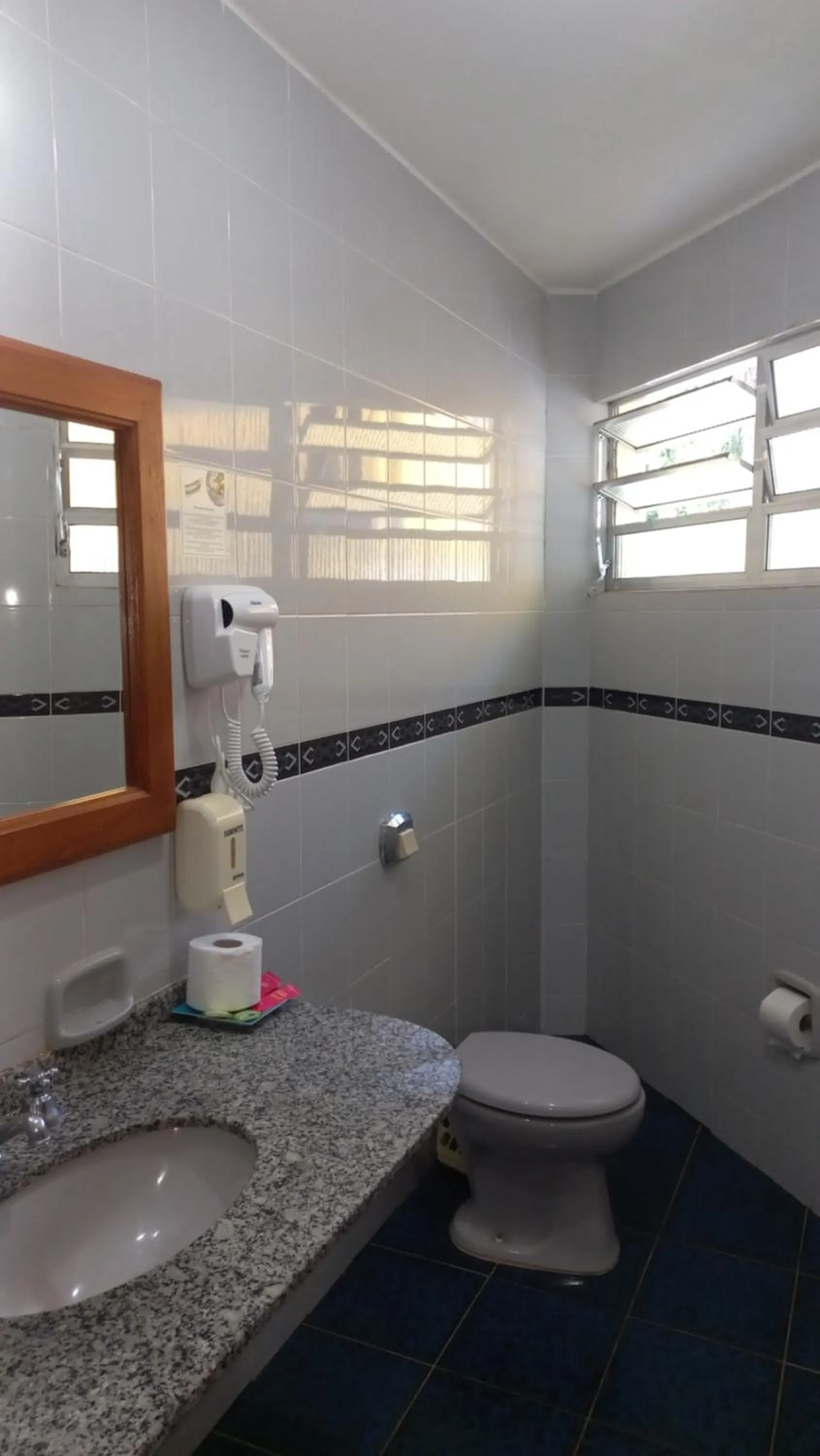 Toilet in Canzi Cataratas Hotel