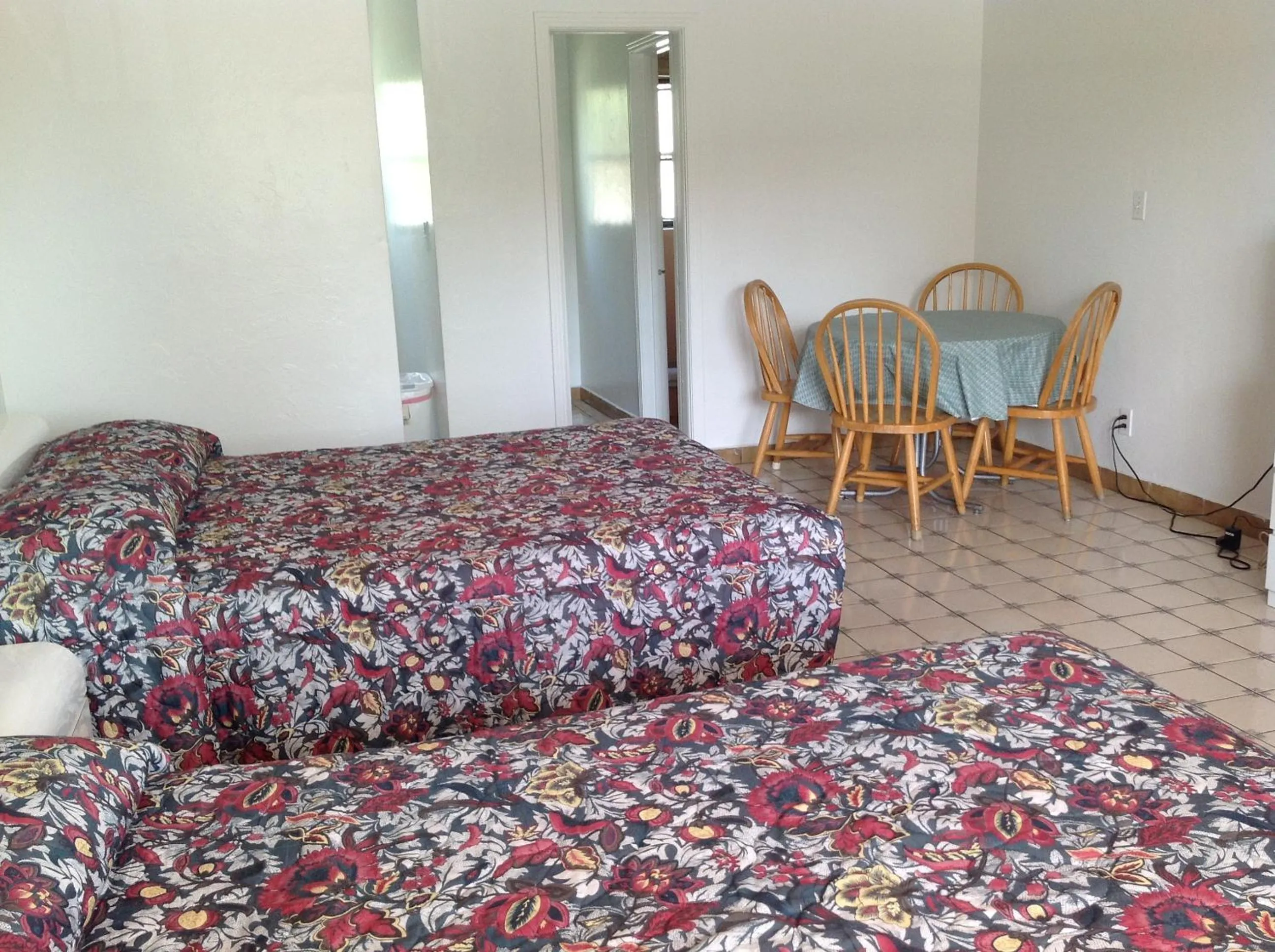 Bed in Napoli Belmar Resort