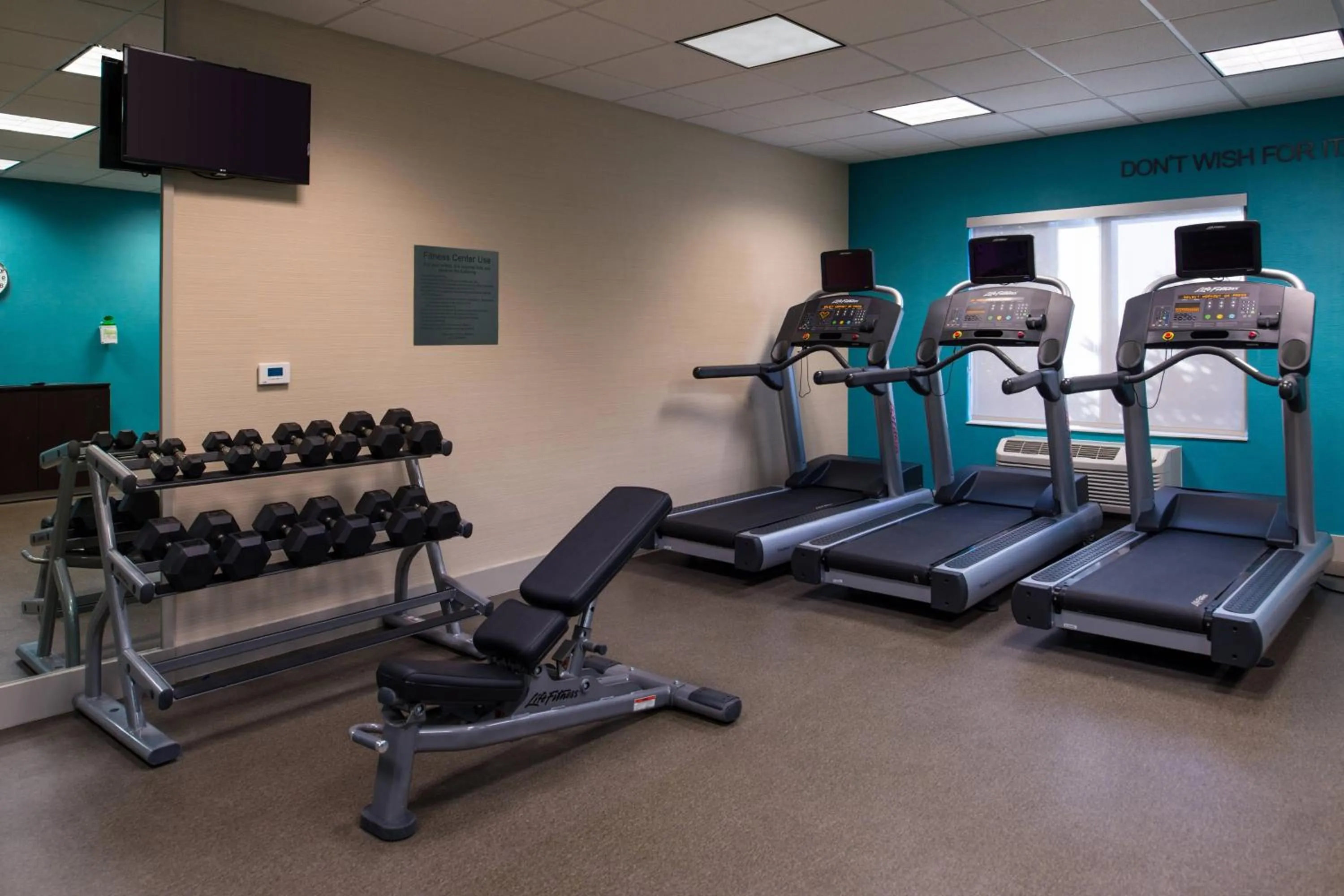 Fitness centre/facilities in Fairfield Inn and Suites by Marriott San Antonio Northeast / Schertz / RAFB