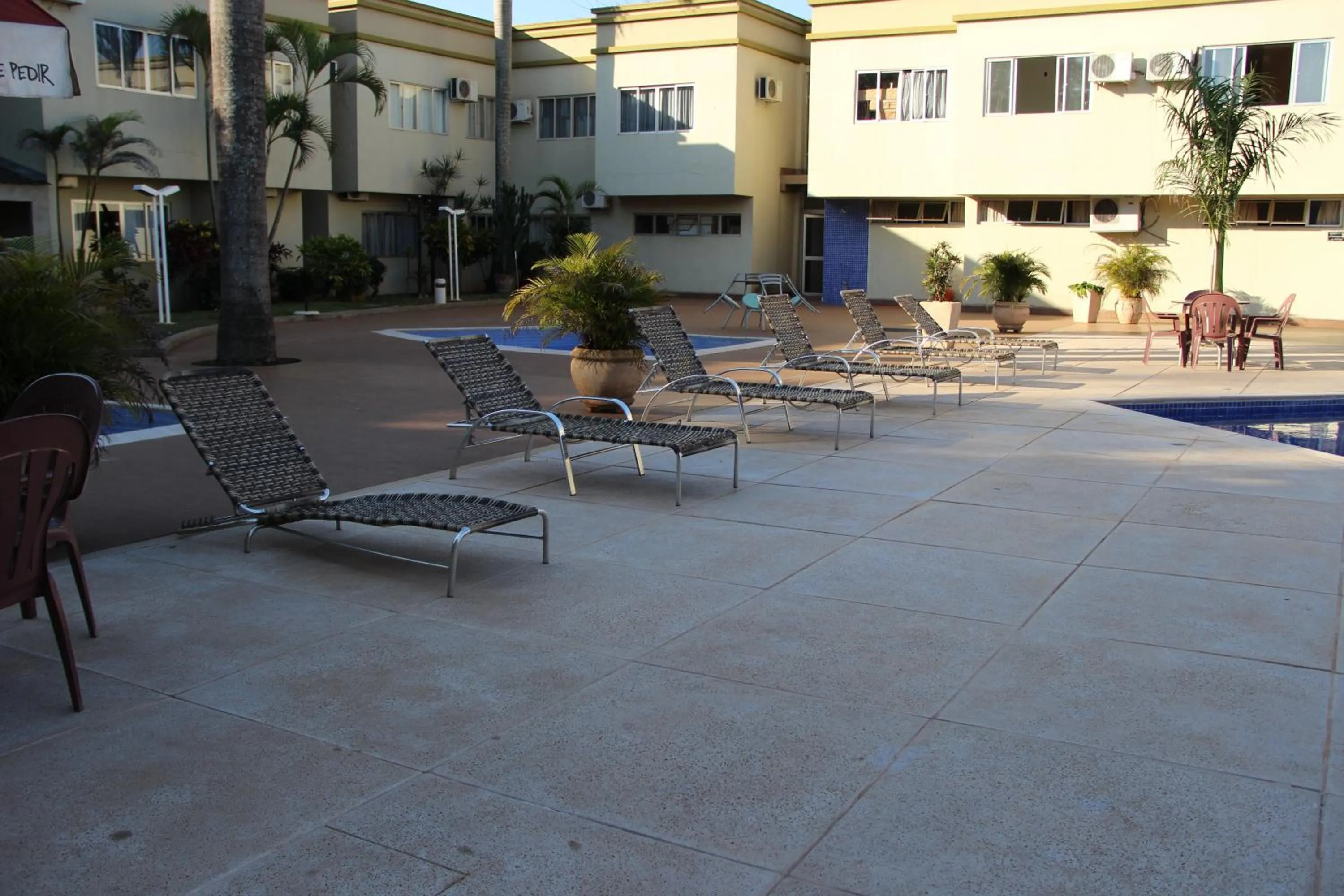 Swimming pool in Muffato Plaza Hotel