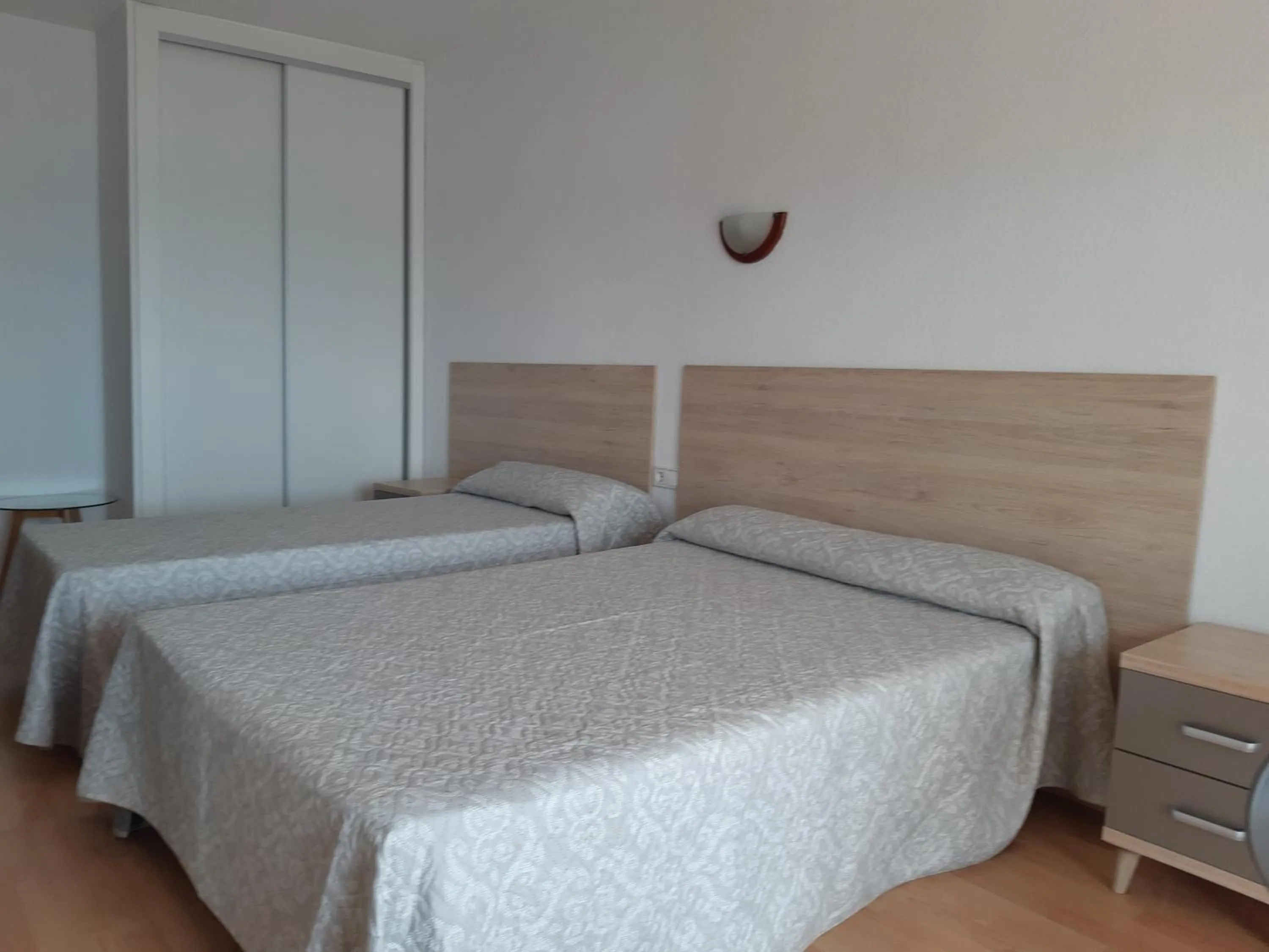 Photo of the whole room, Bed in Hotel Condestable