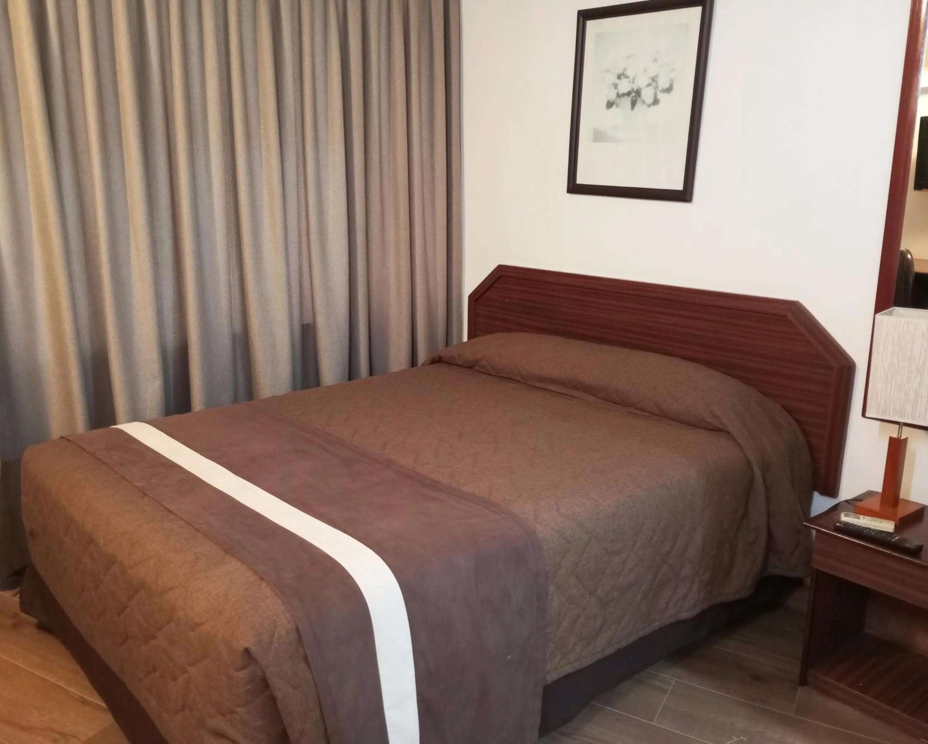 Bed in Hotel Alcala del Rio