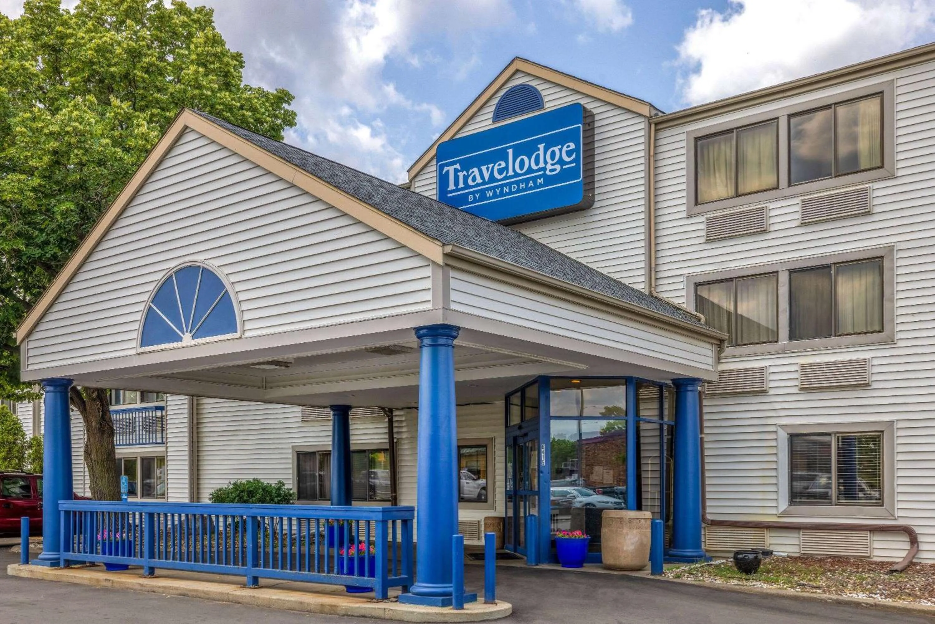 Property building in Travelodge by Wyndham Brooklyn Center