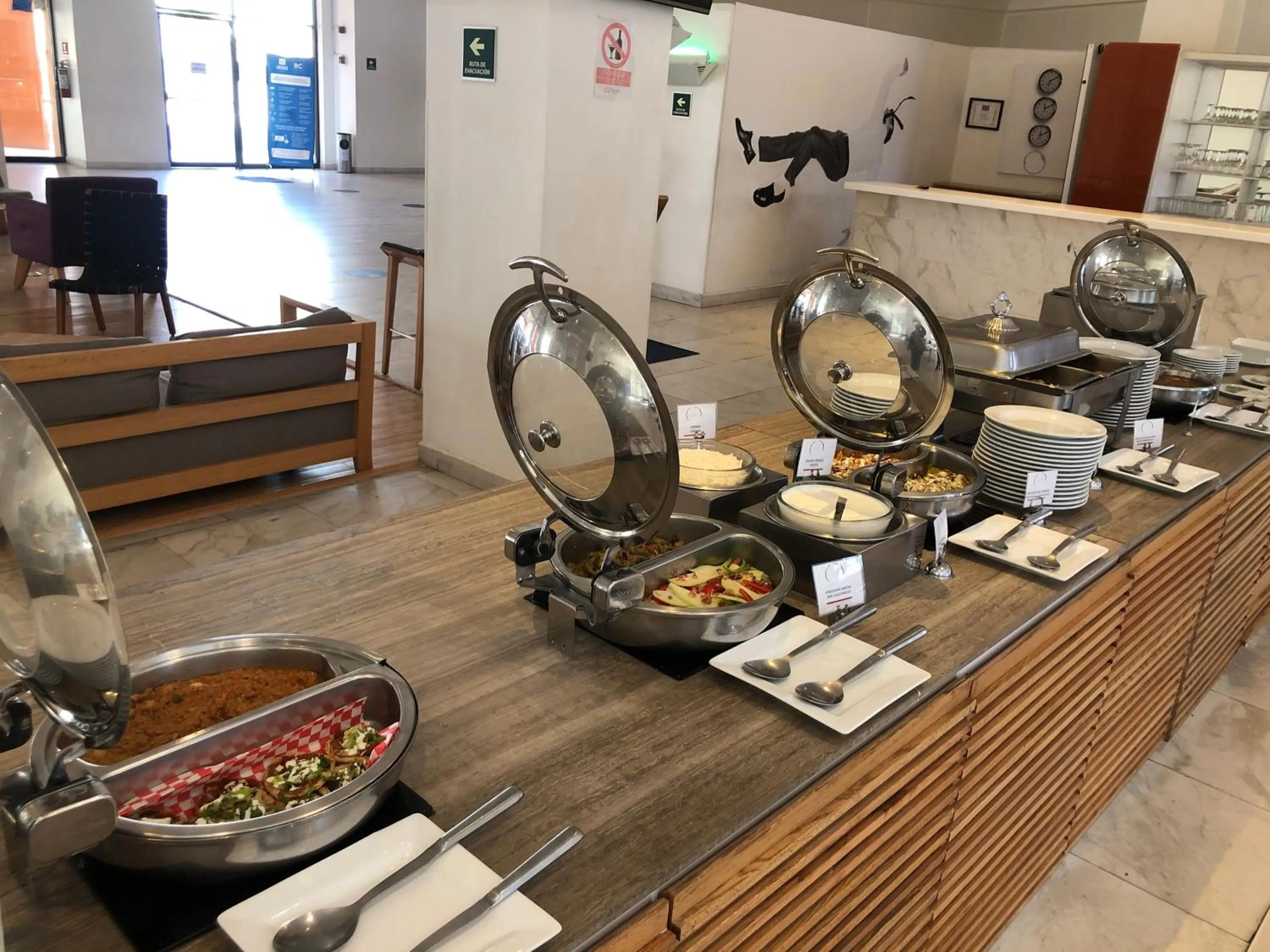 Buffet breakfast in Real Inn Mexicali