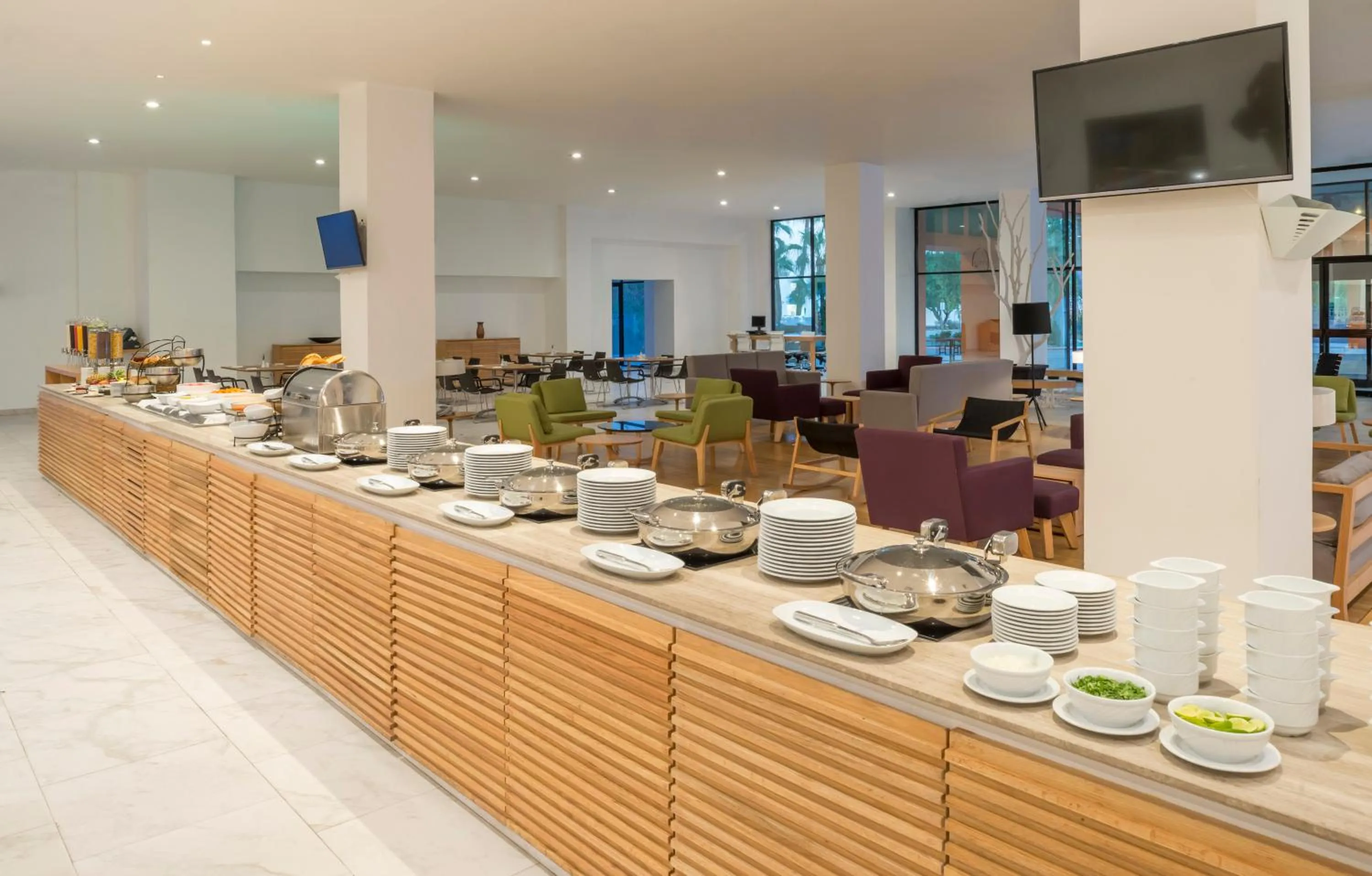 Restaurant/places to eat in Real Inn Mexicali