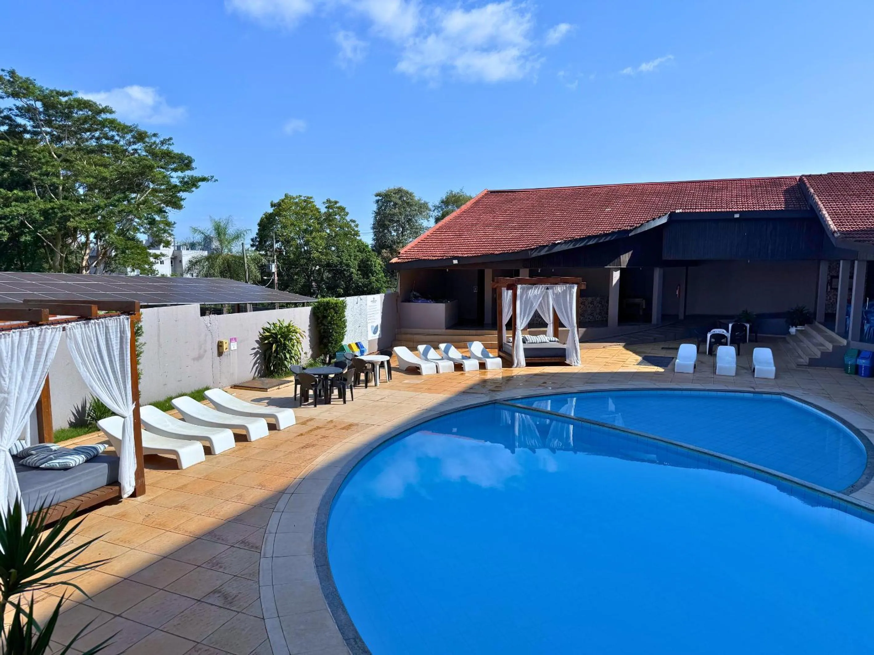 Pool view in Manacá Hotel
