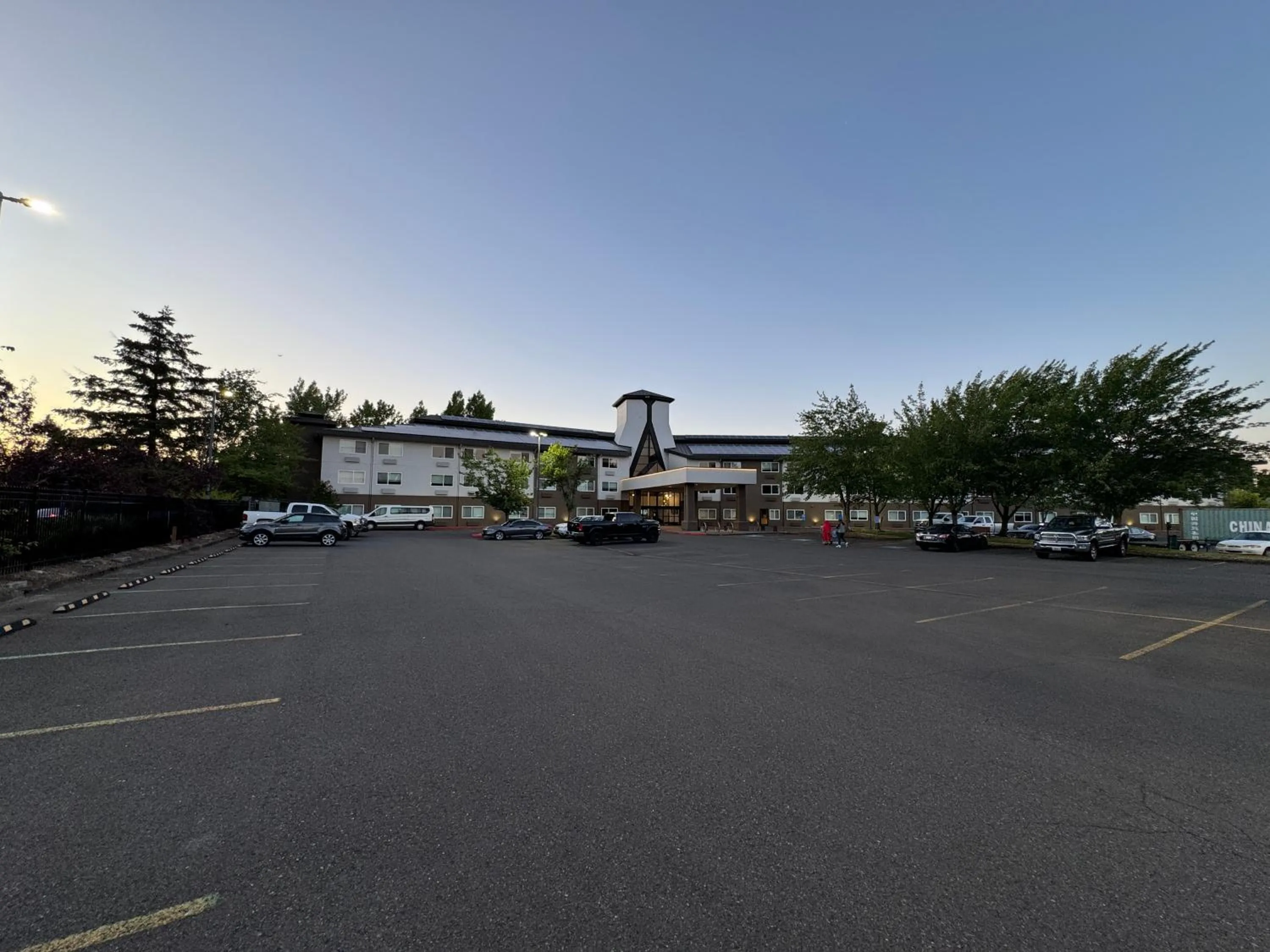 Parking in Inn At The Meadows - Portland - Delta Park - Jantzen Beach