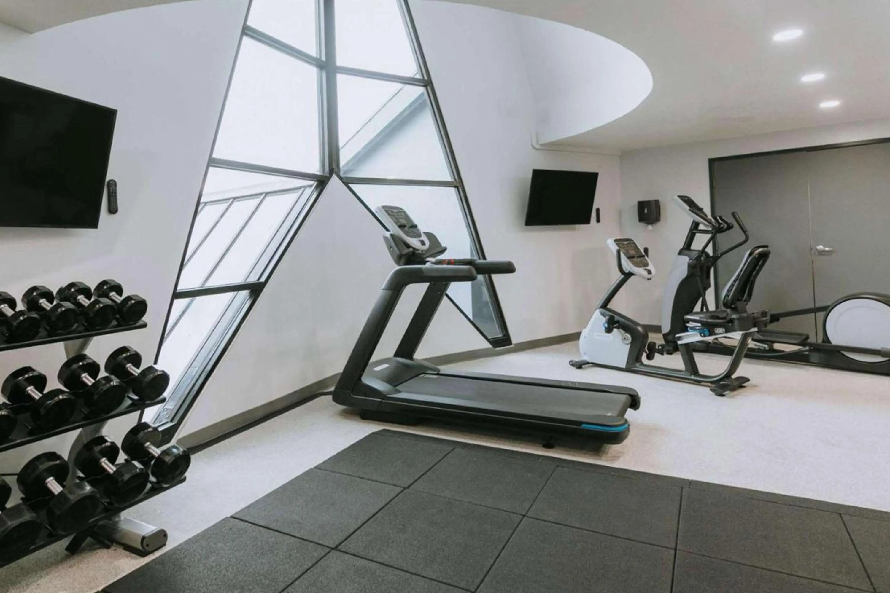 Fitness centre/facilities in Inn At The Meadows - Portland - Delta Park - Jantzen Beach