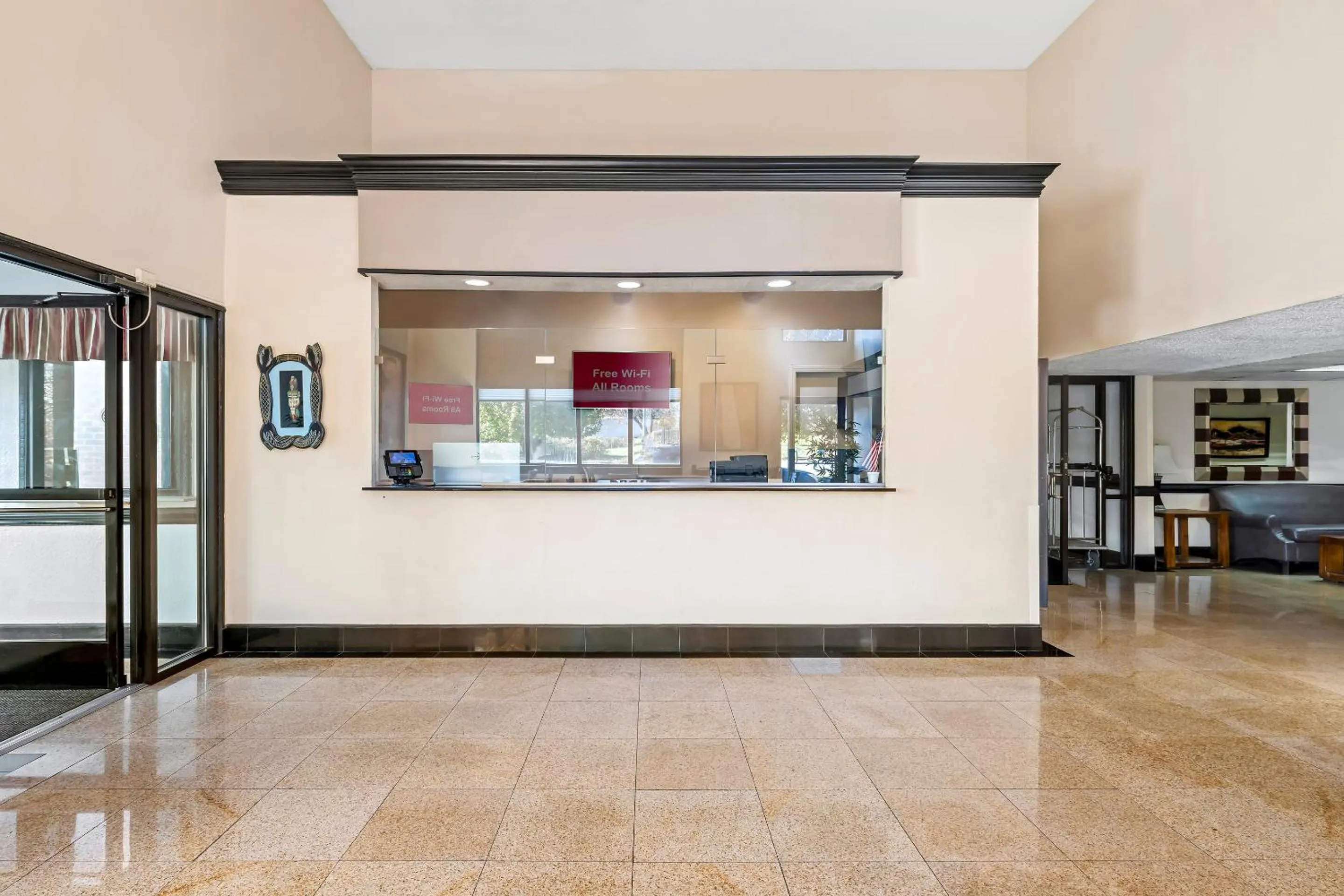 Lobby or reception in Red Roof Inn Charlotte - University