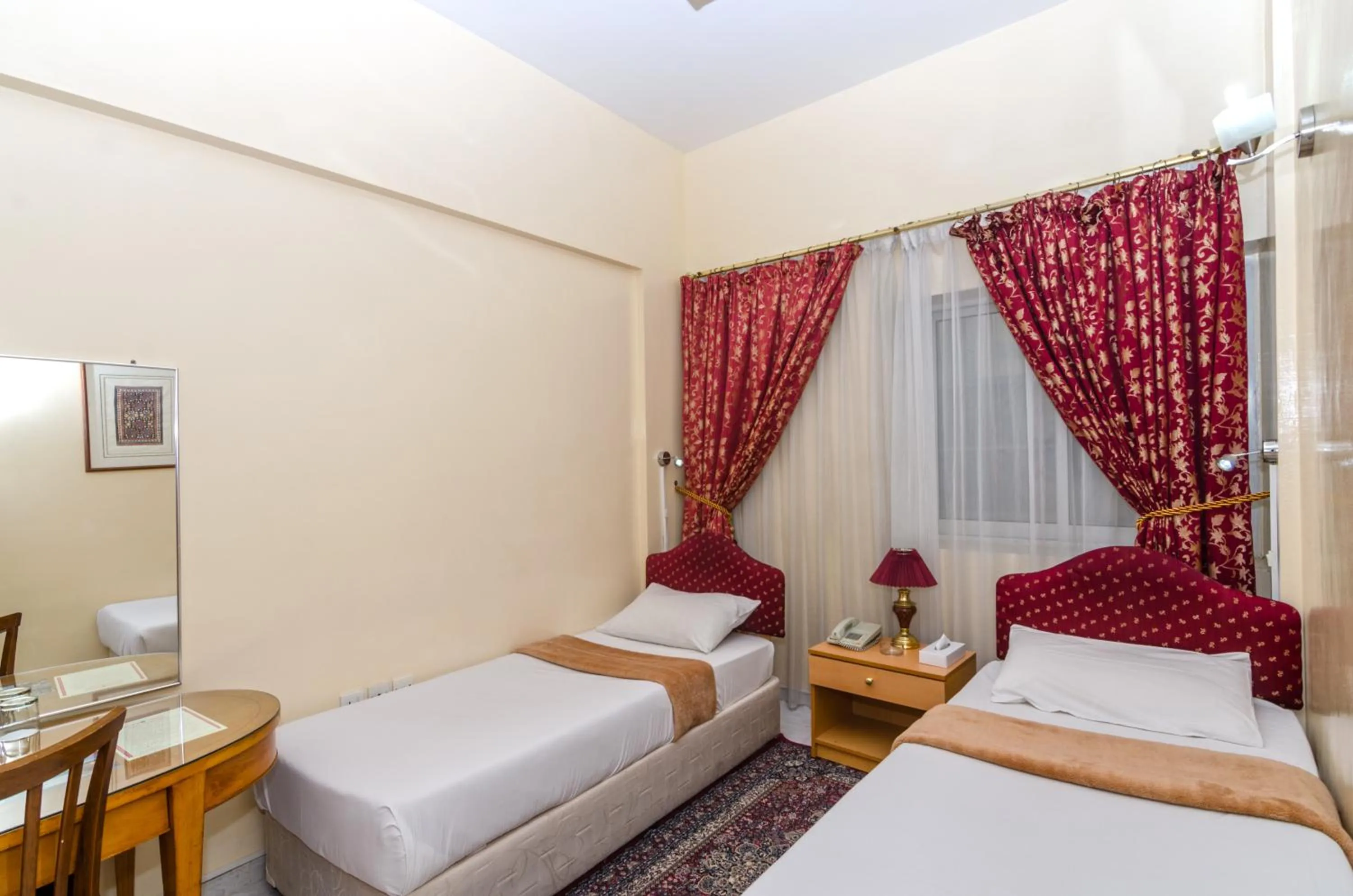 Bedroom, Bed in Royalton Hotel