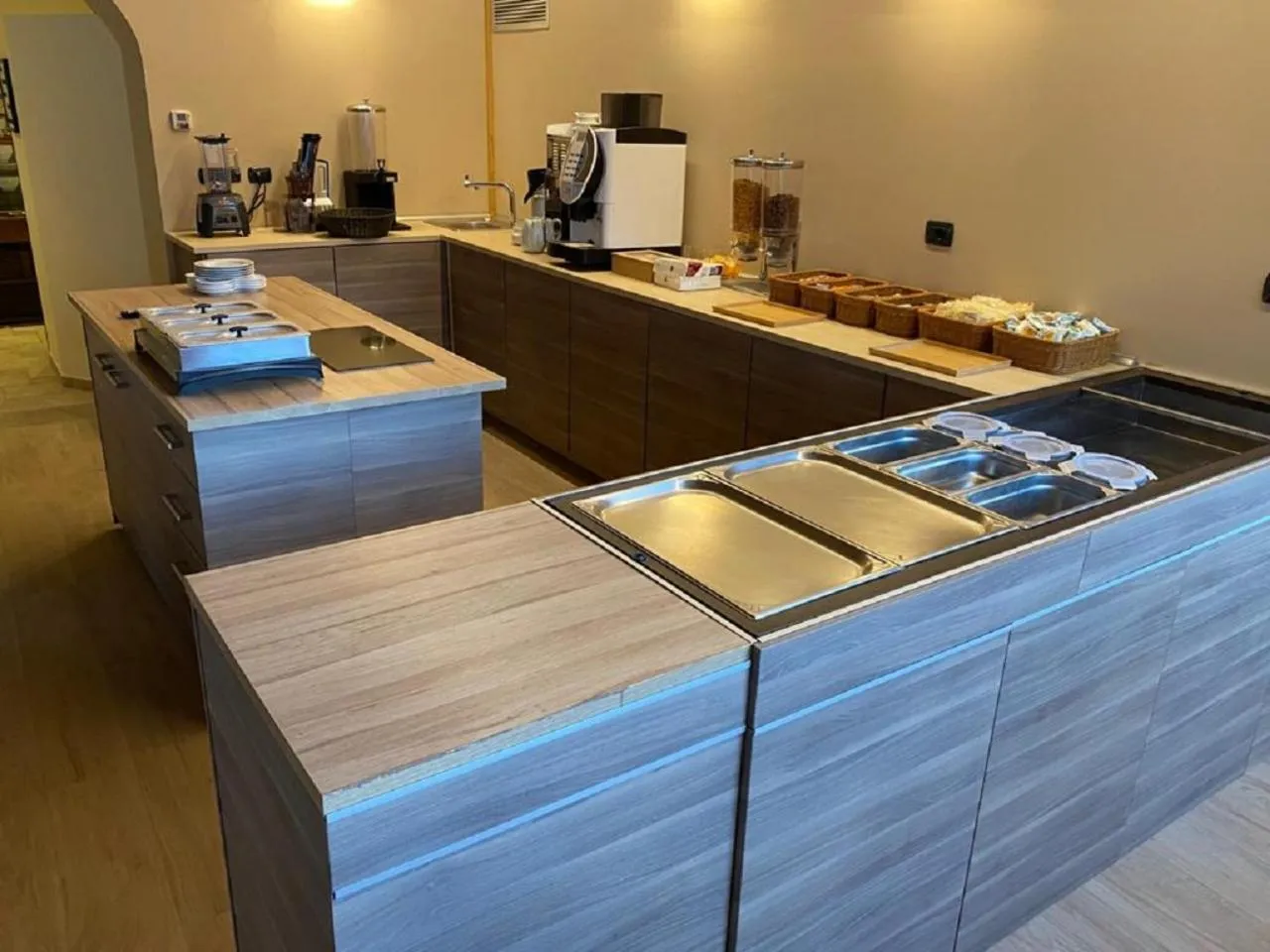 Breakfast in Hotel Trieste