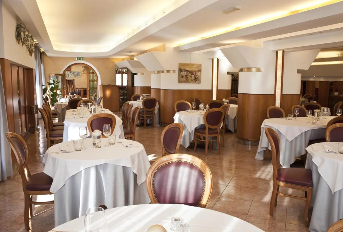 Restaurant/places to eat in Albergo Ristorante Belvedere