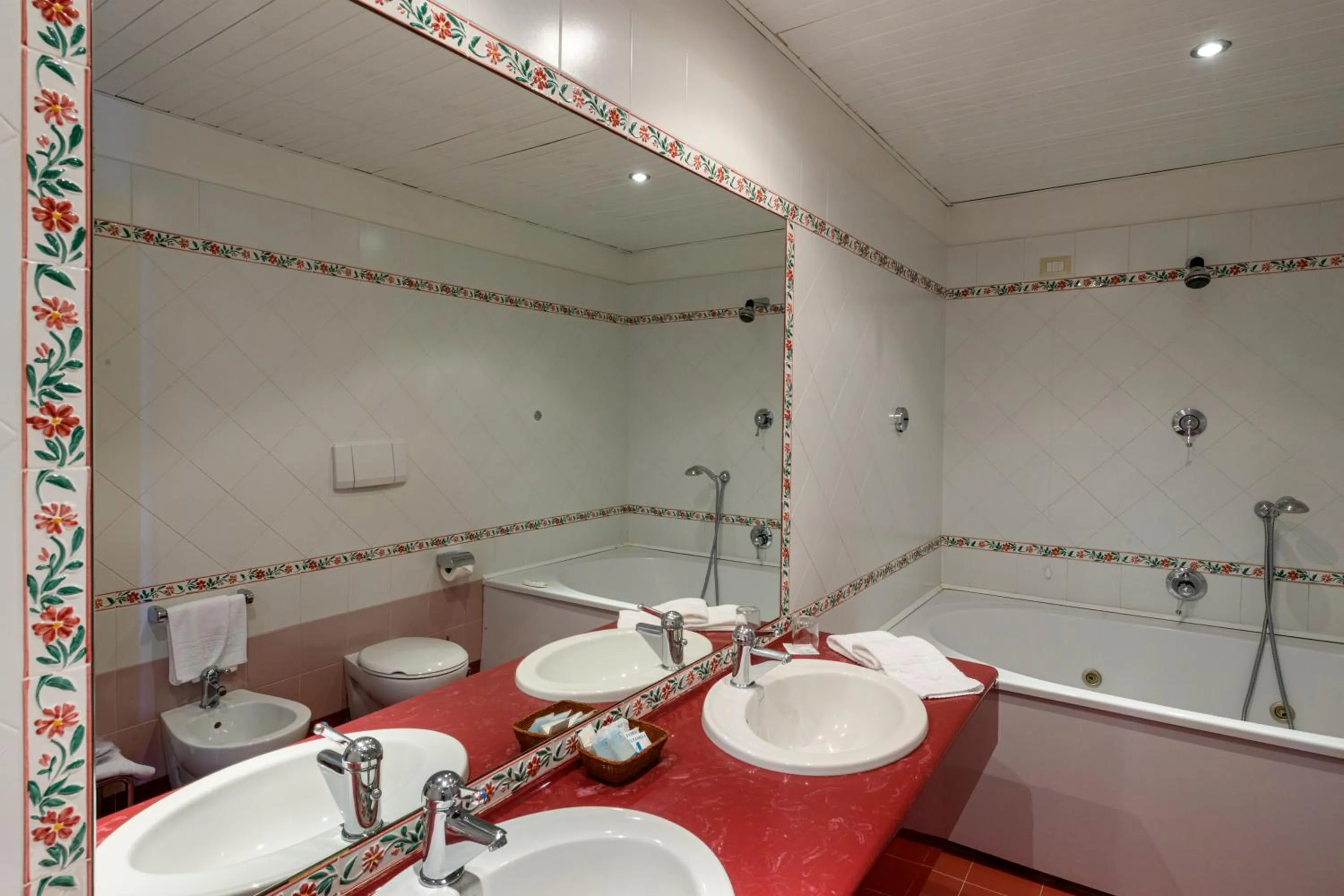 Bathroom in Hotel Astoria