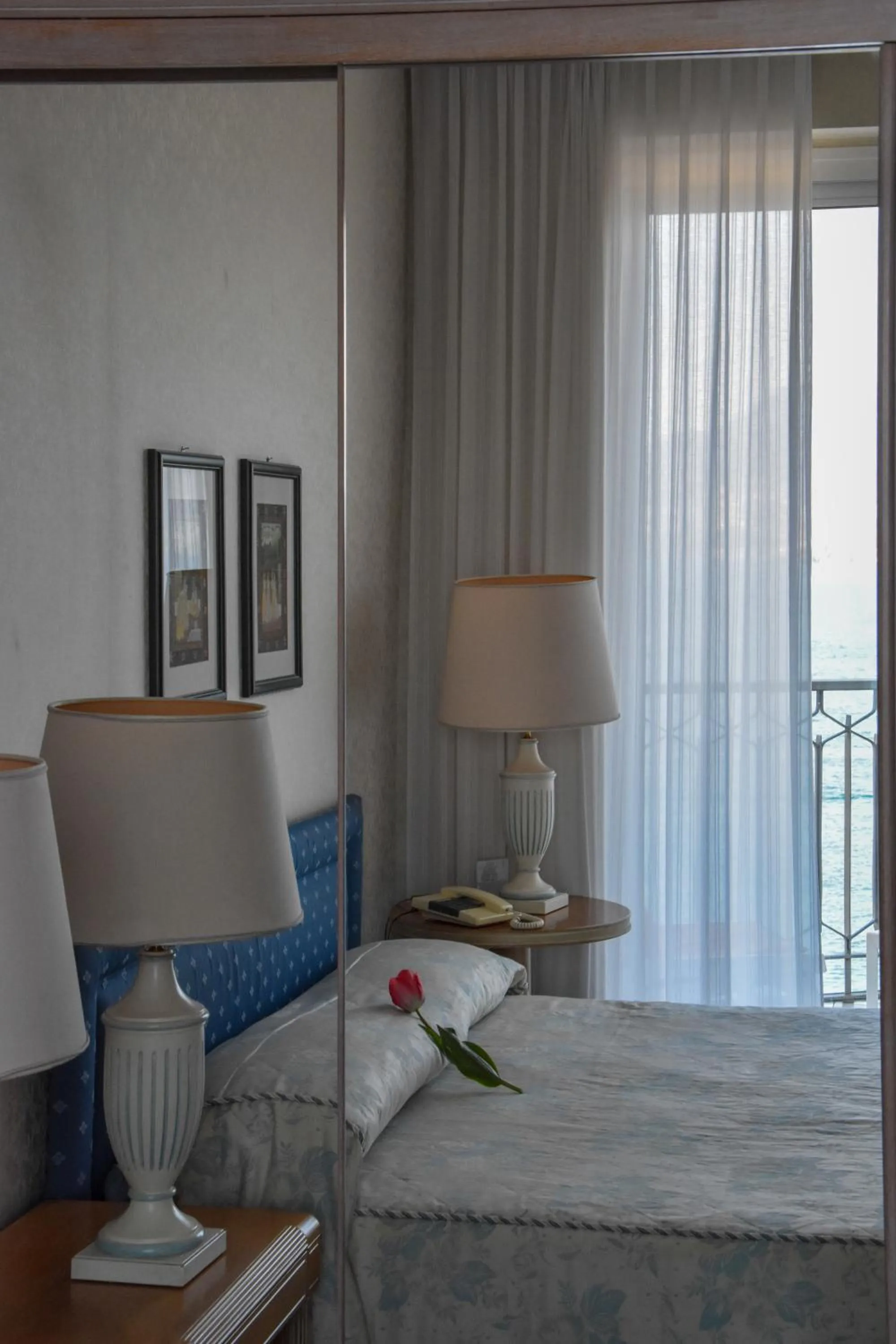 Bedroom, Bed in Hotel Astoria