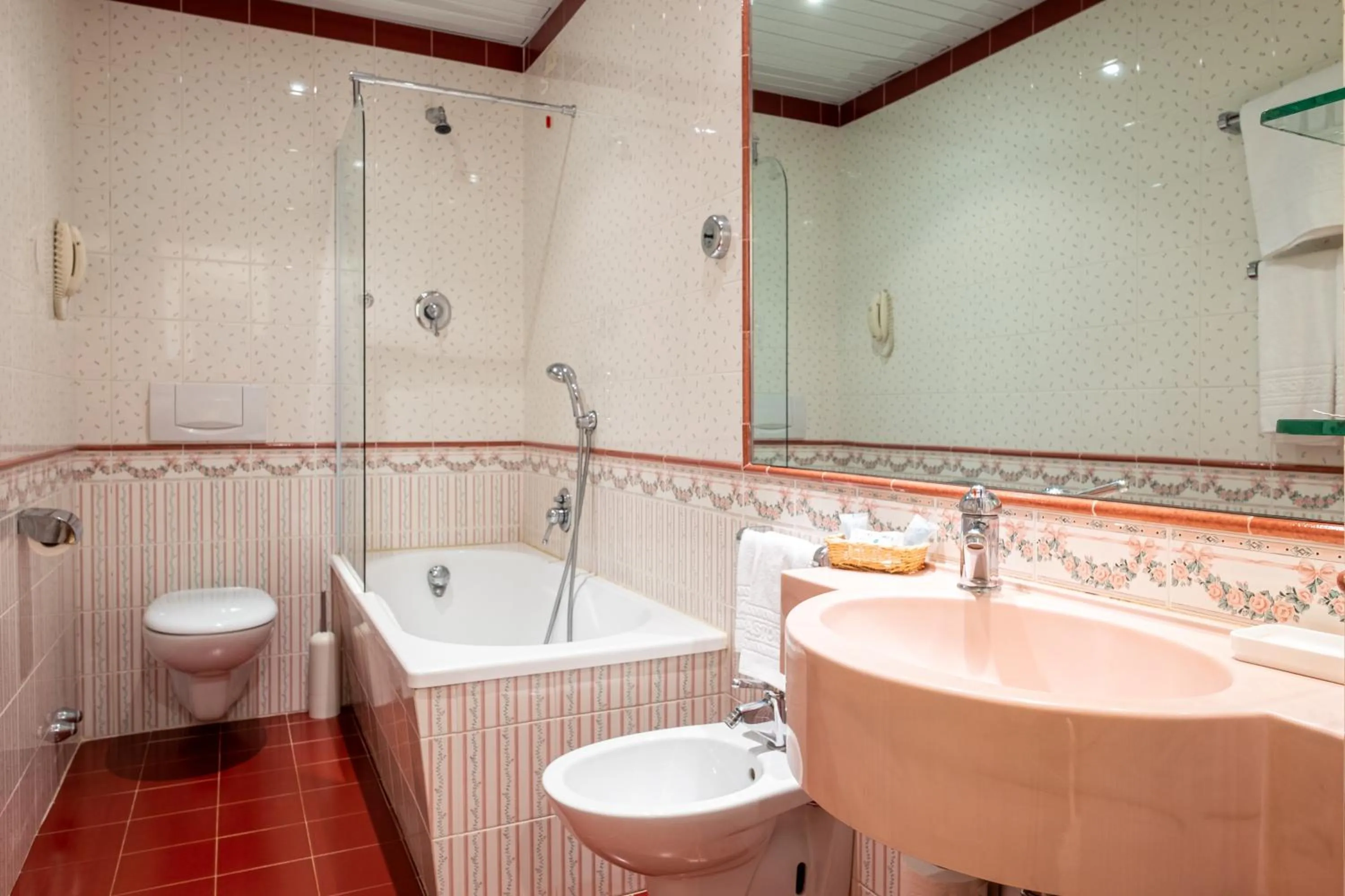 Bathroom in Hotel Astoria