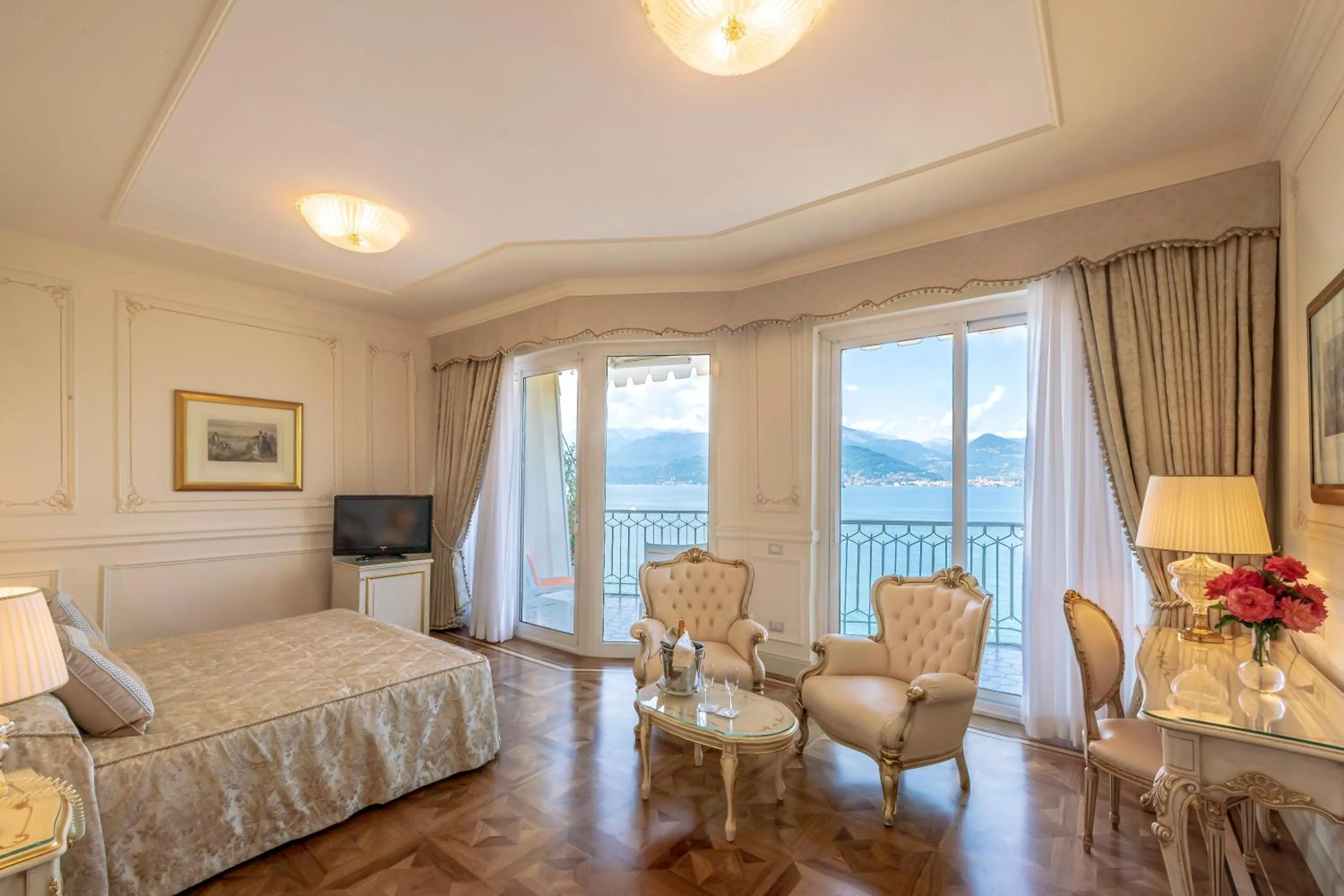 Bedroom in Hotel Astoria