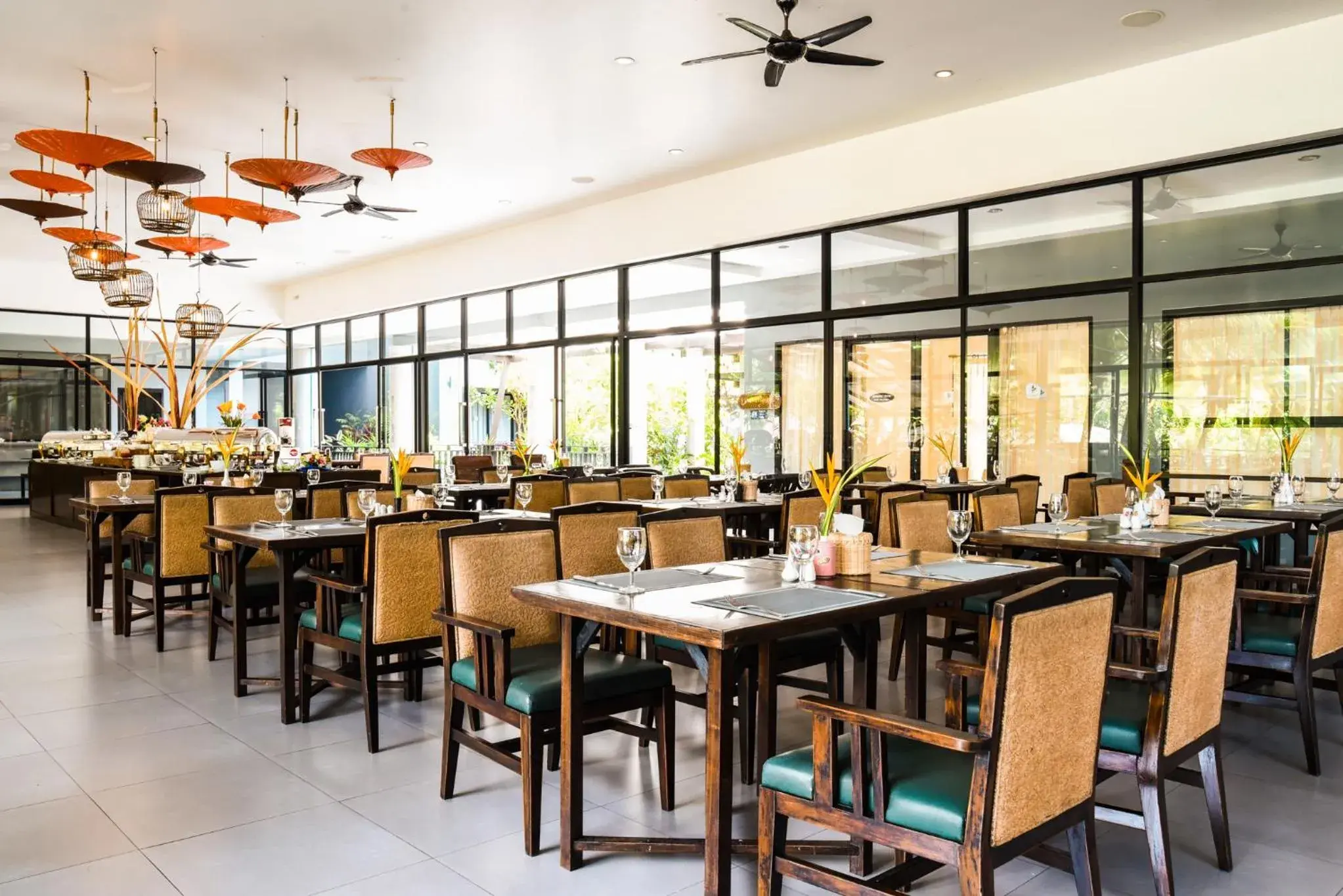Restaurant/places to eat in Ramada by Wyndham Aonang Krabi Restaurant/places to eat in Ramada by Wyndham Aonang Krabi