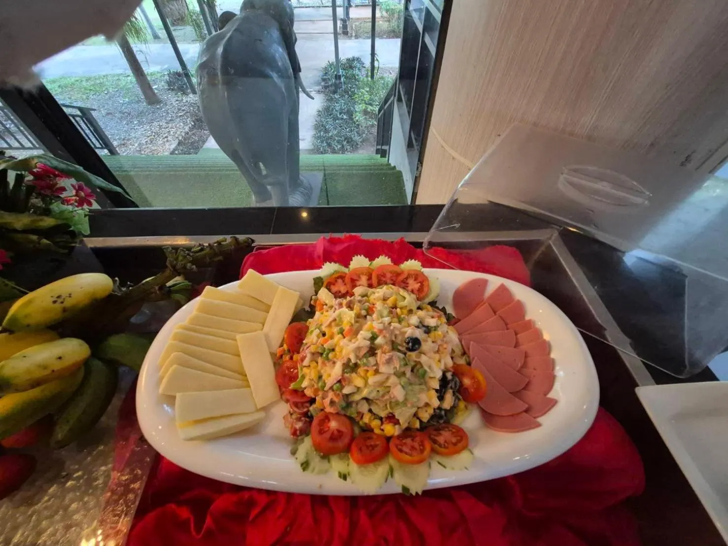 Food and drinks in Ramada by Wyndham Aonang Krabi