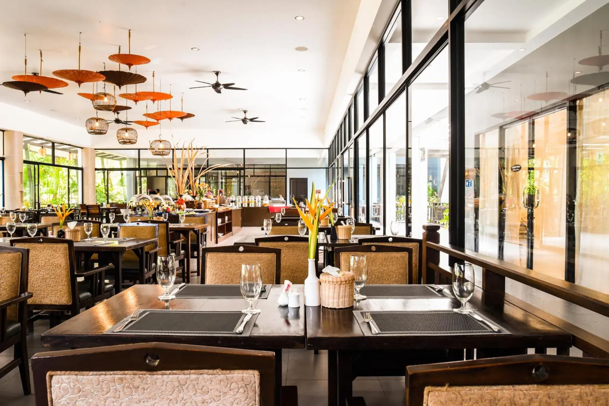 Restaurant/places to eat in Ramada by Wyndham Aonang Krabi Restaurant/places to eat in Ramada by Wyndham Aonang Krabi