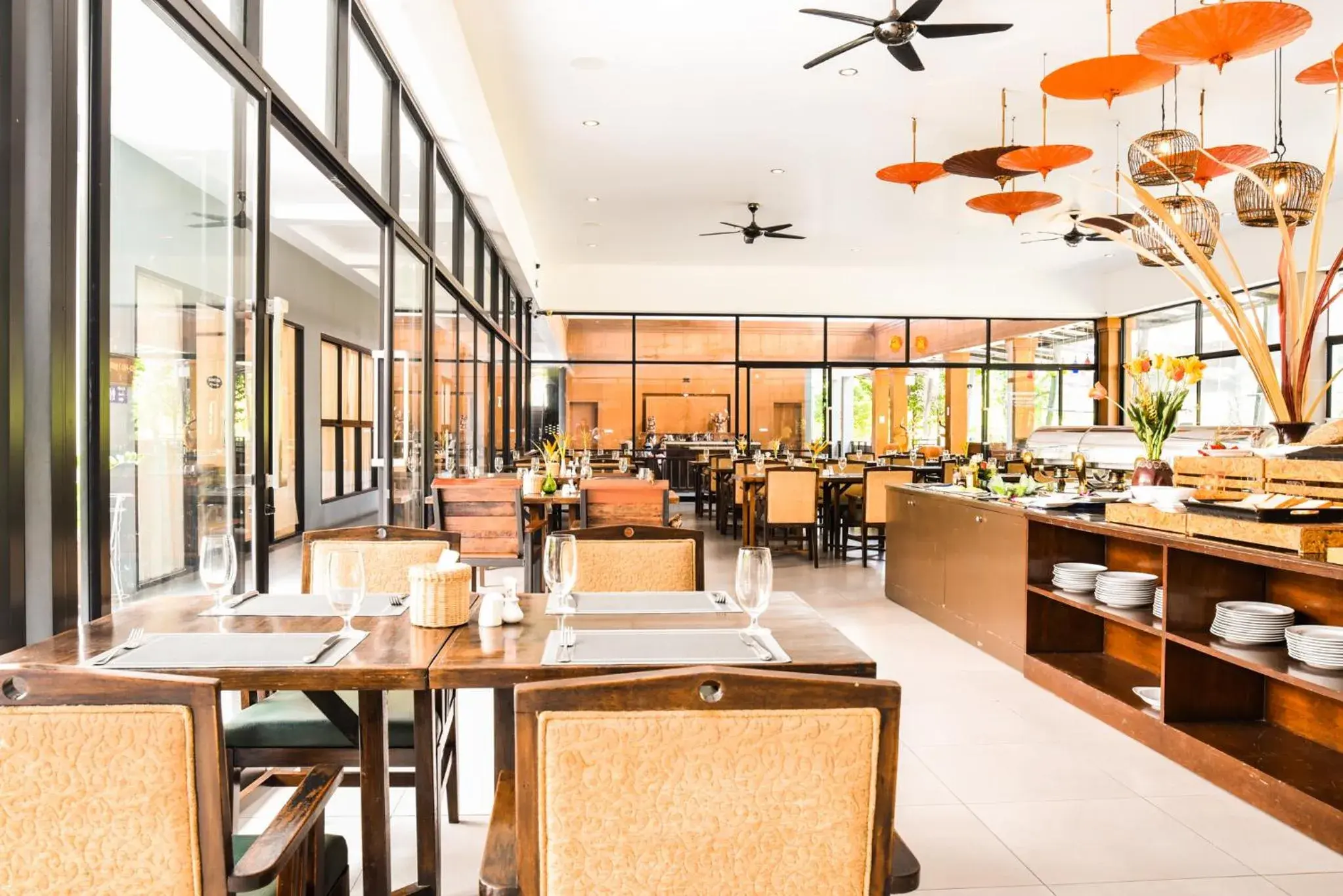 Restaurant/places to eat in Ramada by Wyndham Aonang Krabi Restaurant/places to eat in Ramada by Wyndham Aonang Krabi