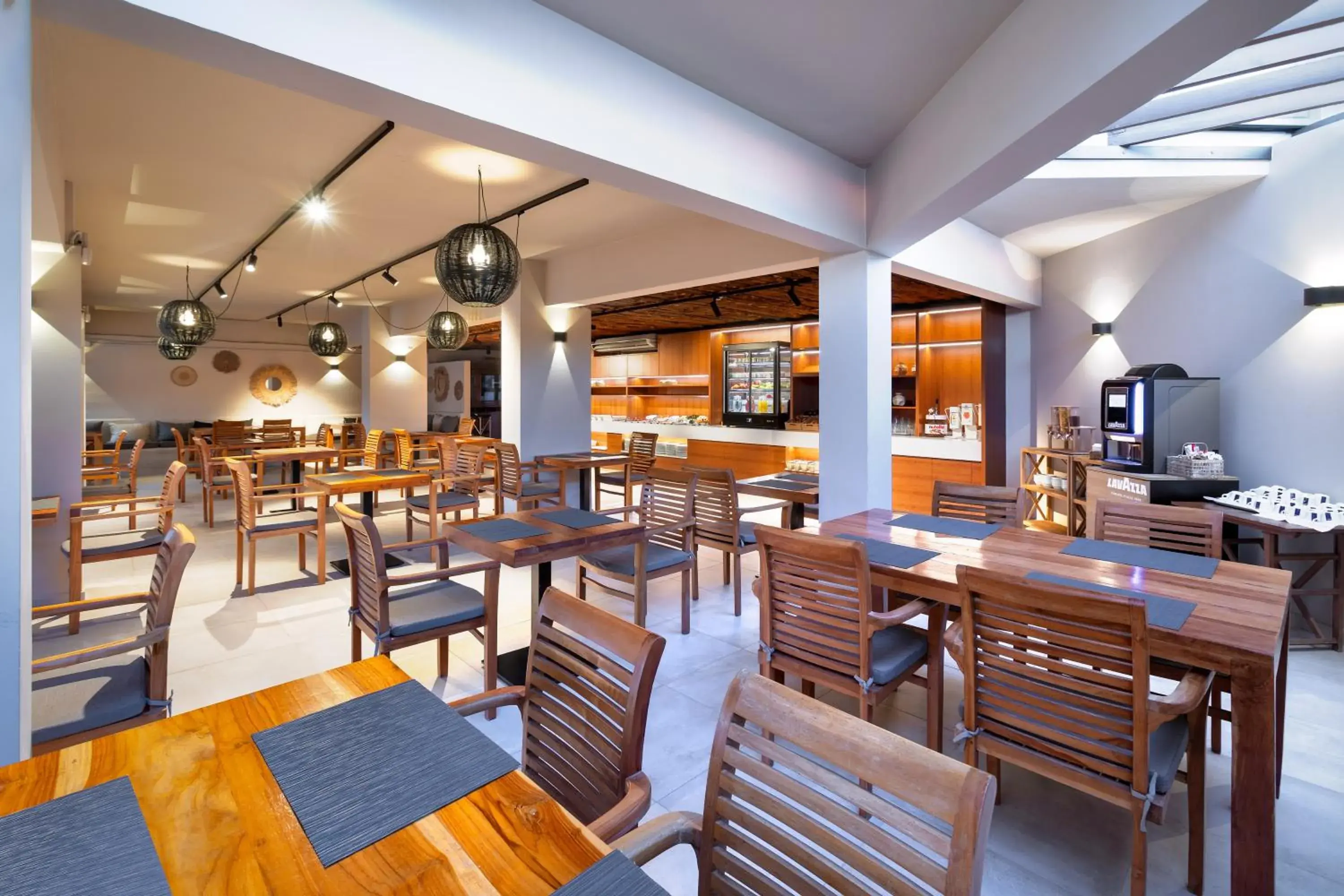 Restaurant/places to eat in Playa Surf CBbC Hotel Restaurant/places to eat in Playa Surf CBbC Hotel