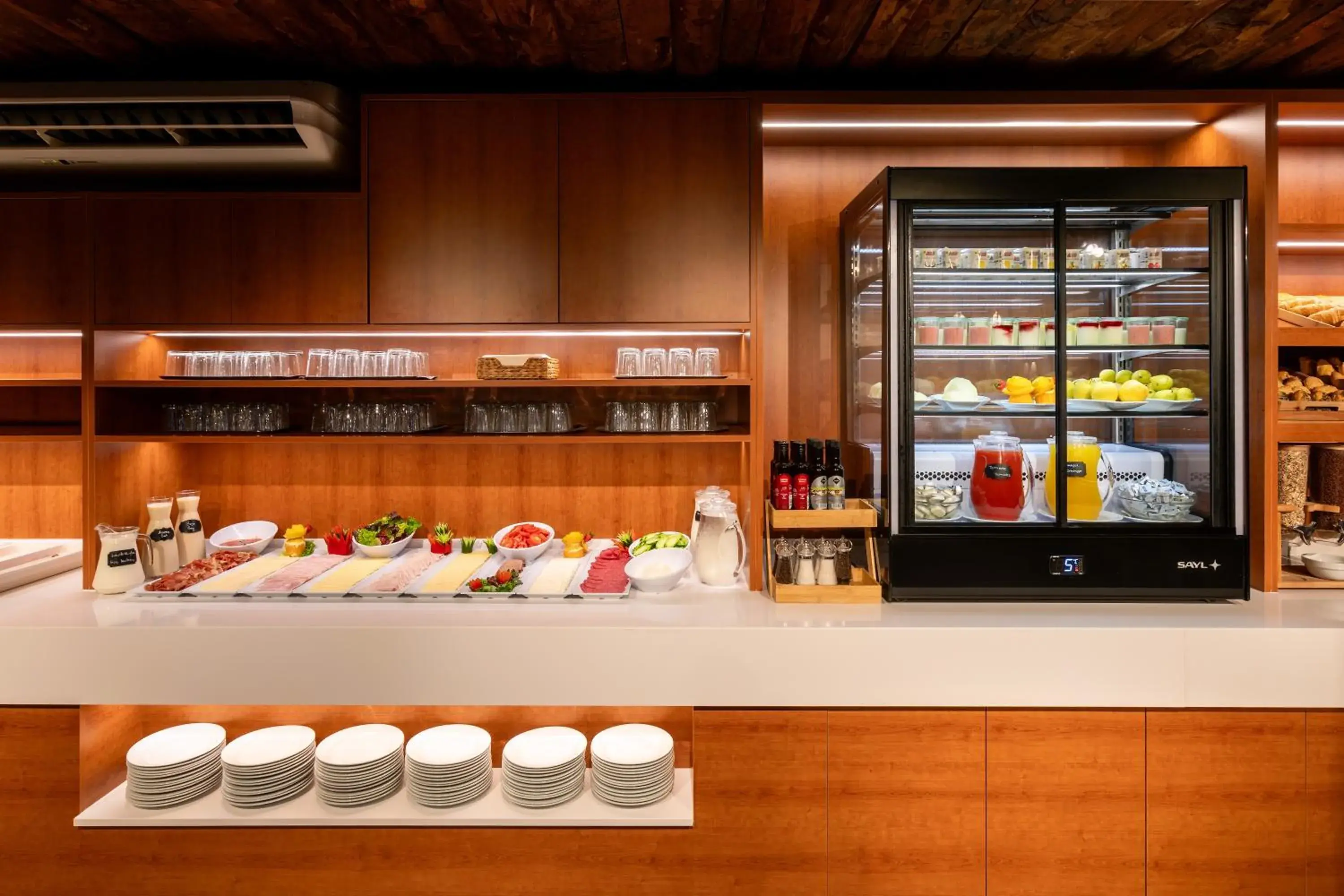 Food and drinks in Playa Surf CBbC Hotel Food and drinks in Playa Surf CBbC Hotel