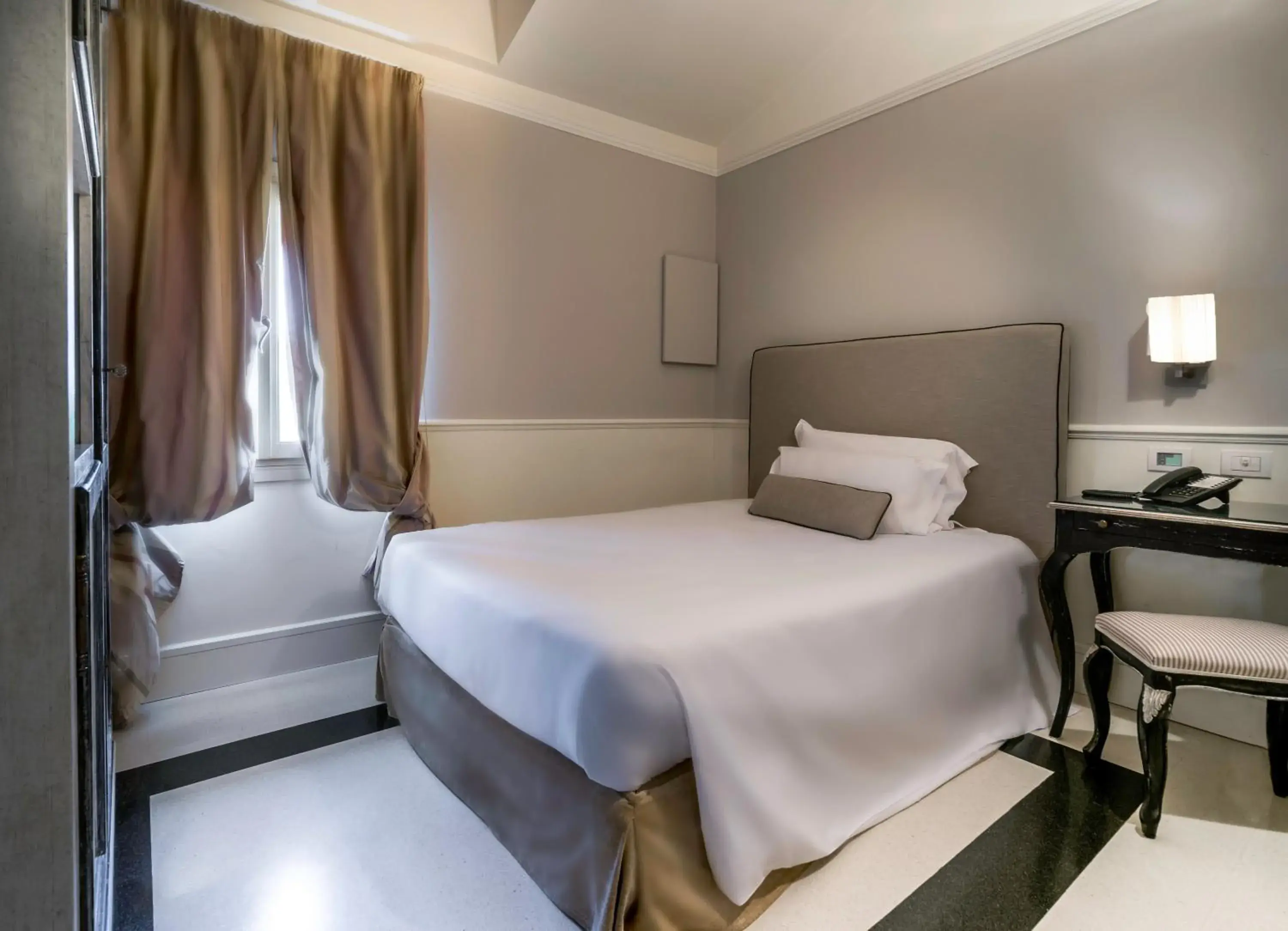 Single Room in Relais Villa Valfiore Single Room in Relais Villa Valfiore