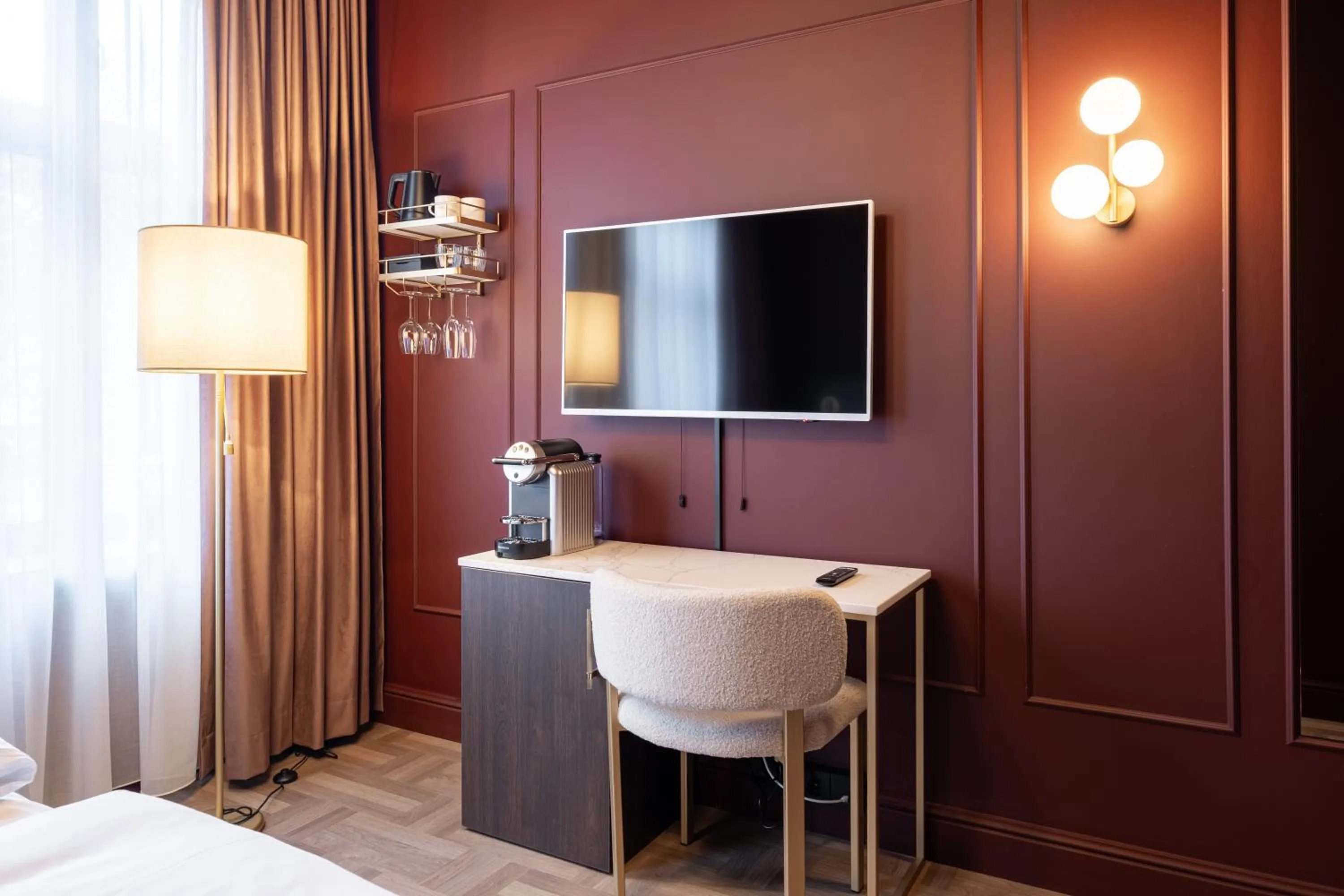 TV and multimedia, Bed in The Villa