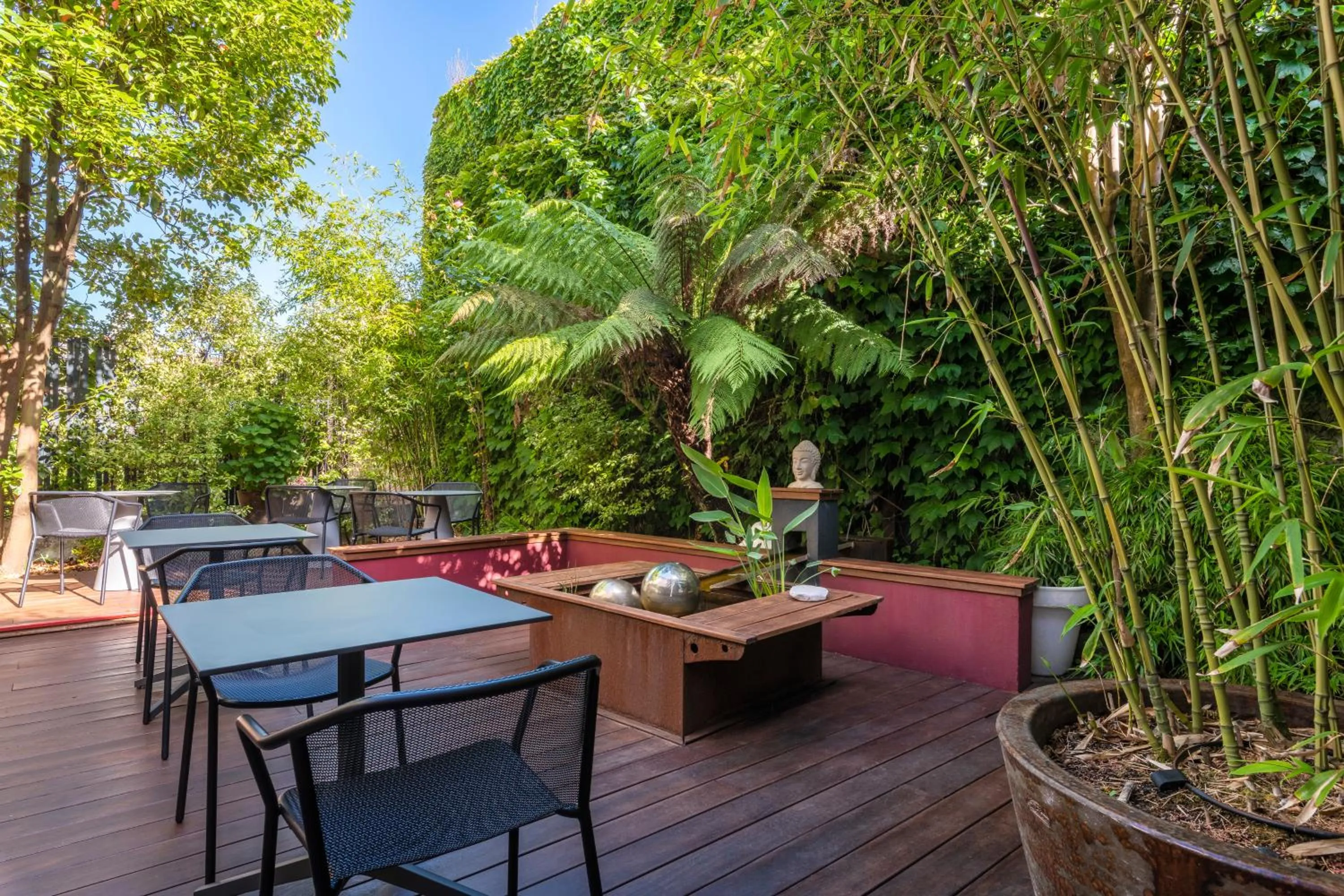 Patio in Hotel Villa Koegui Biarritz