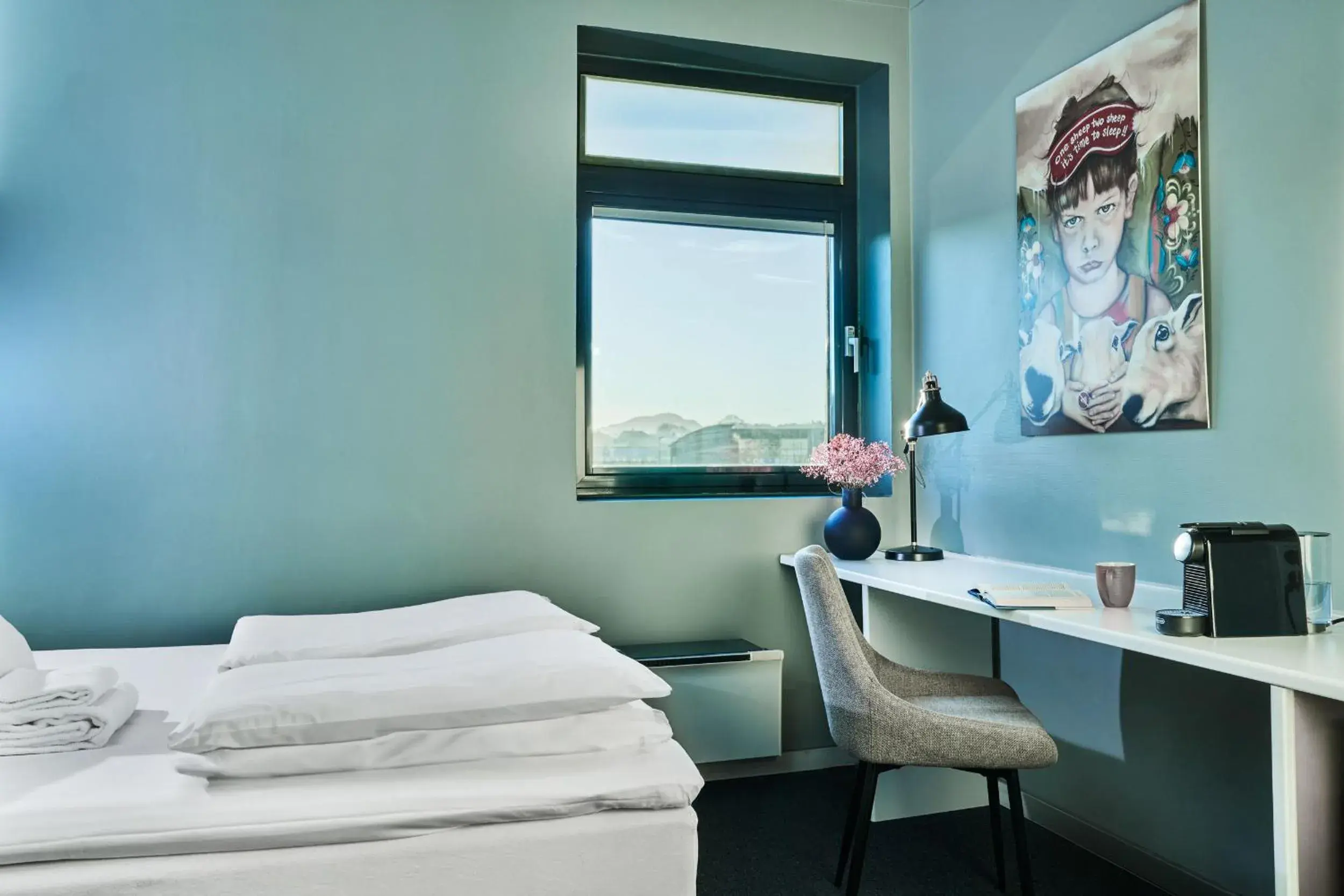 Bedroom, Bed in Smarthotel Forus Bedroom, Bed in Smarthotel Forus