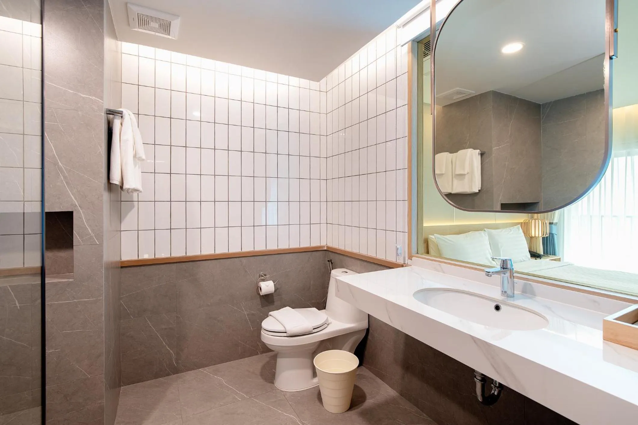 Bathroom in Jomtien Thani Hotel