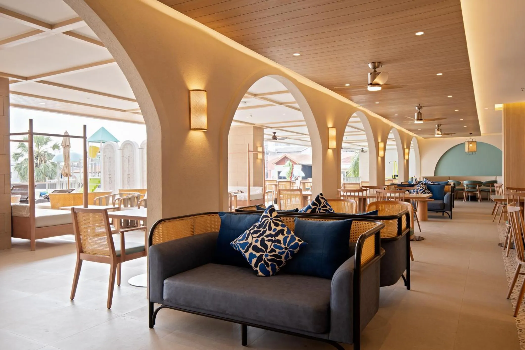 Restaurant/places to eat in Jomtien Thani Hotel