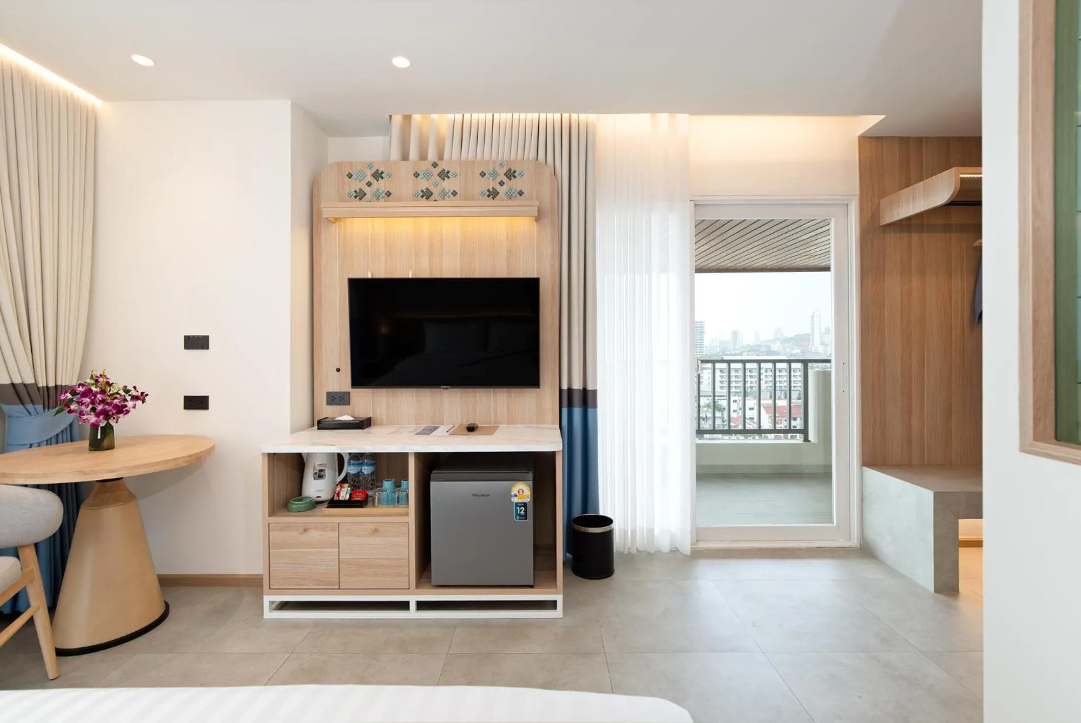 TV and multimedia in Jomtien Thani Hotel