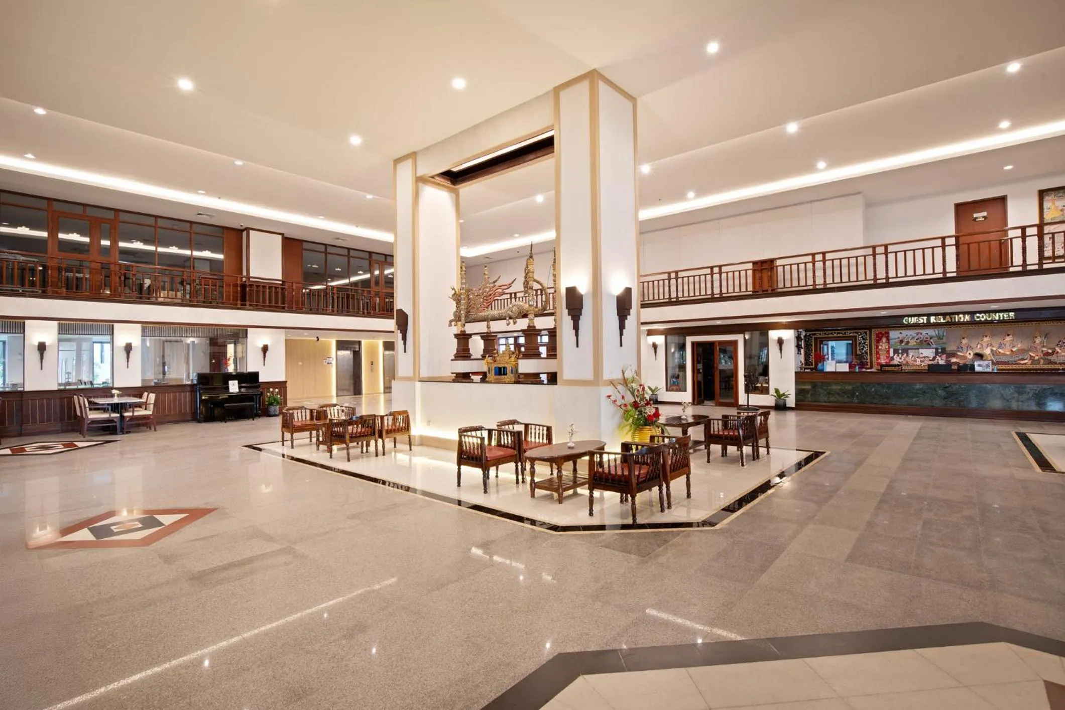 Lobby or reception in Jomtien Thani Hotel