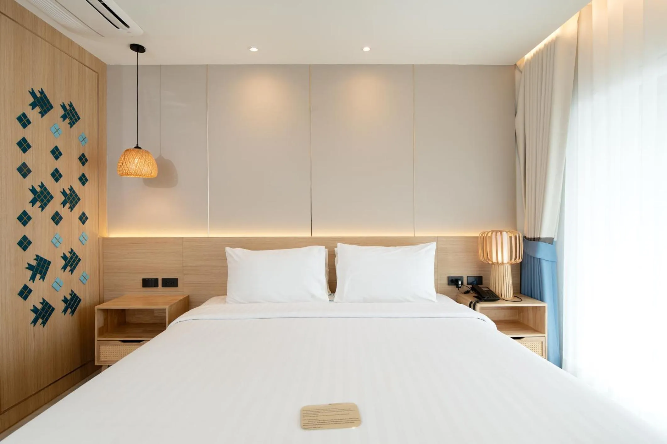 Bedroom, Bed in Jomtien Thani Hotel