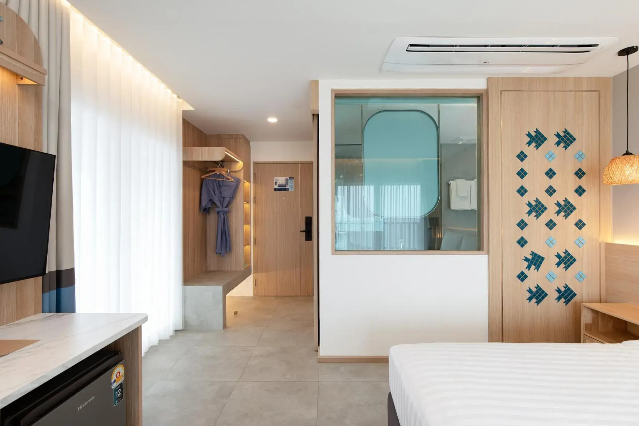 Bedroom, Bed in Jomtien Thani Hotel Bedroom, Bed in Jomtien Thani Hotel