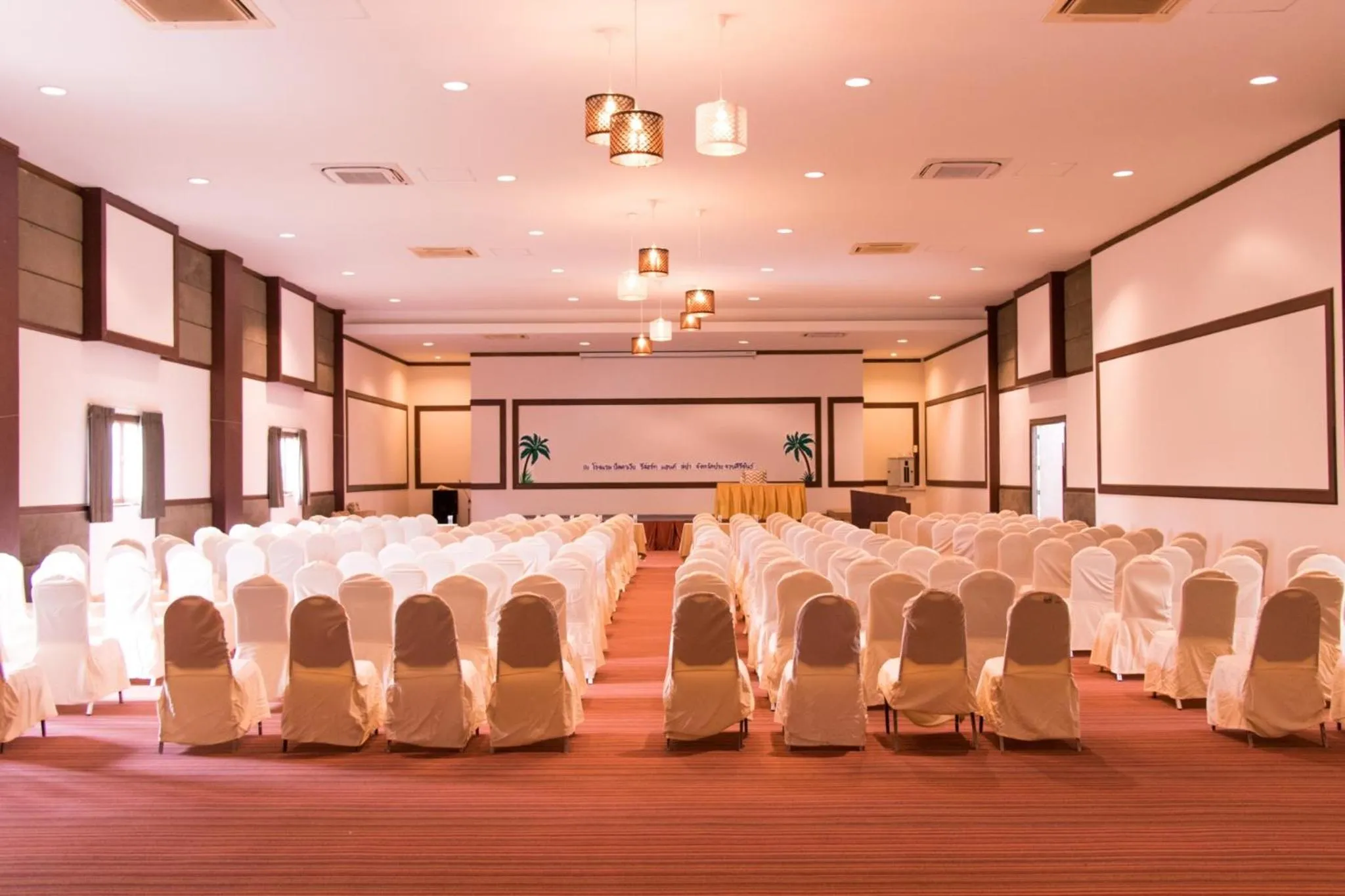 Meeting/conference room in Pattawia Resort & Spa, Pranburi