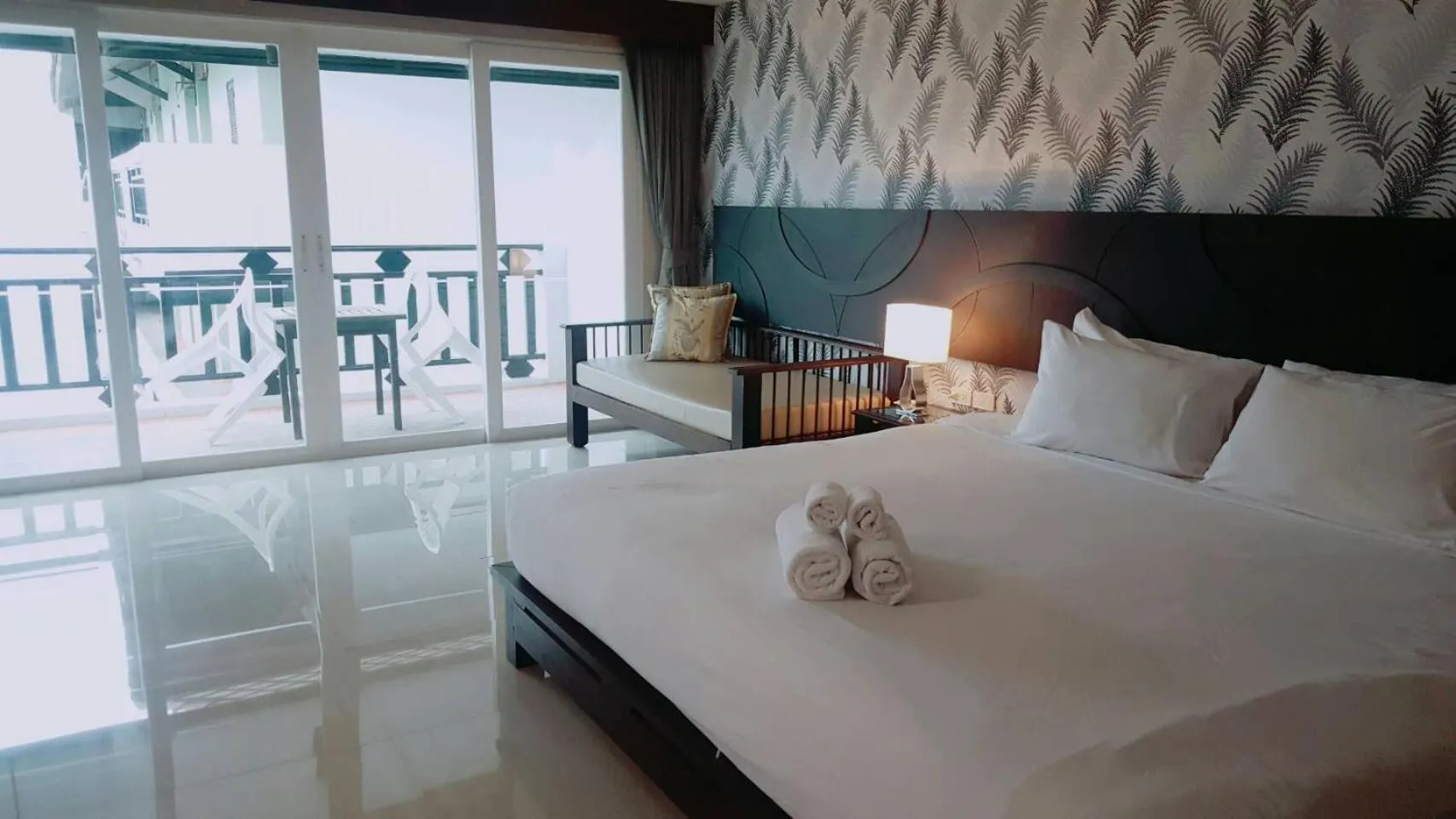 Bedroom, Bed in Pattawia Resort & Spa, Pranburi