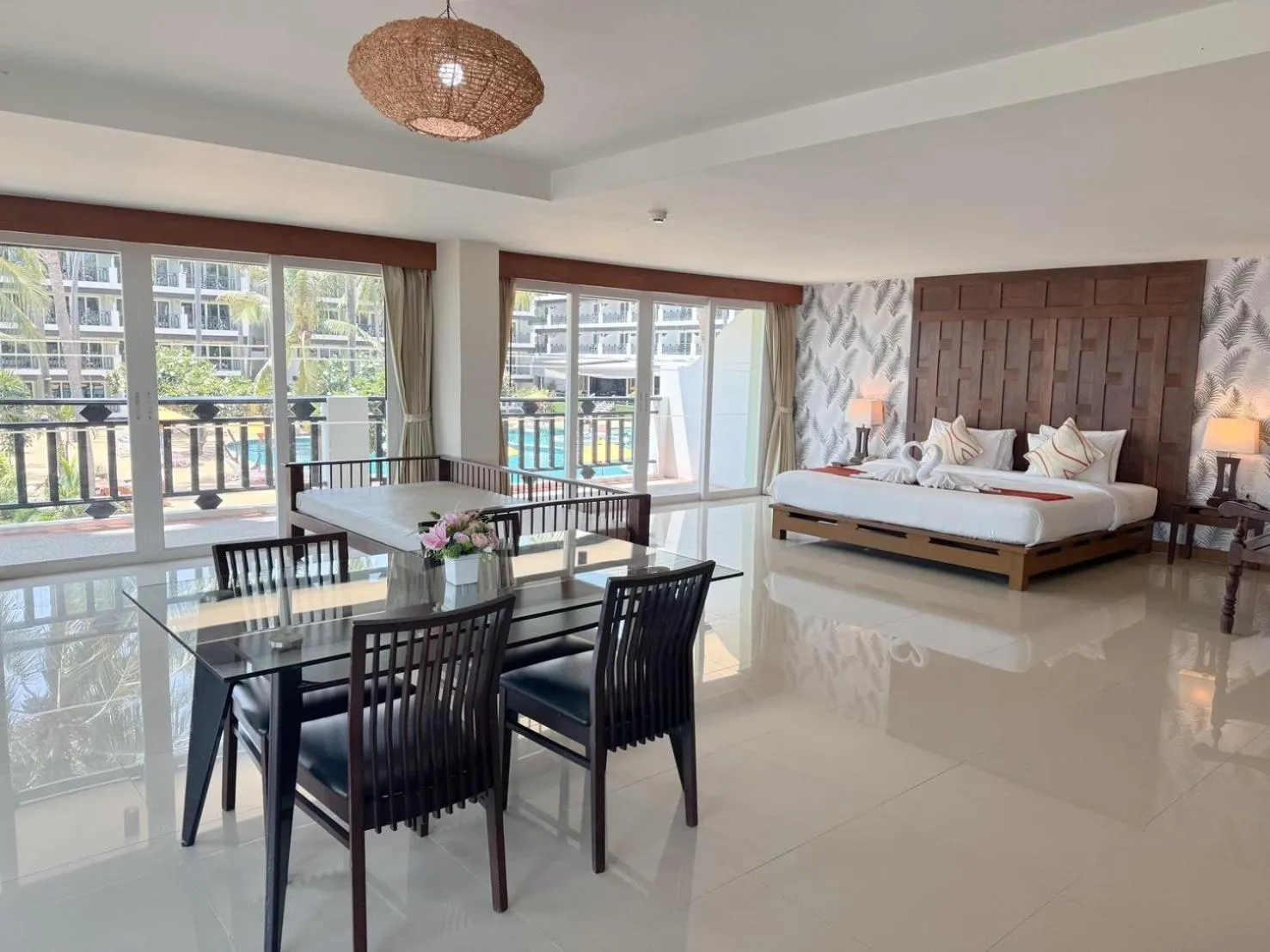 Bedroom, Bed in Pattawia Resort & Spa, Pranburi