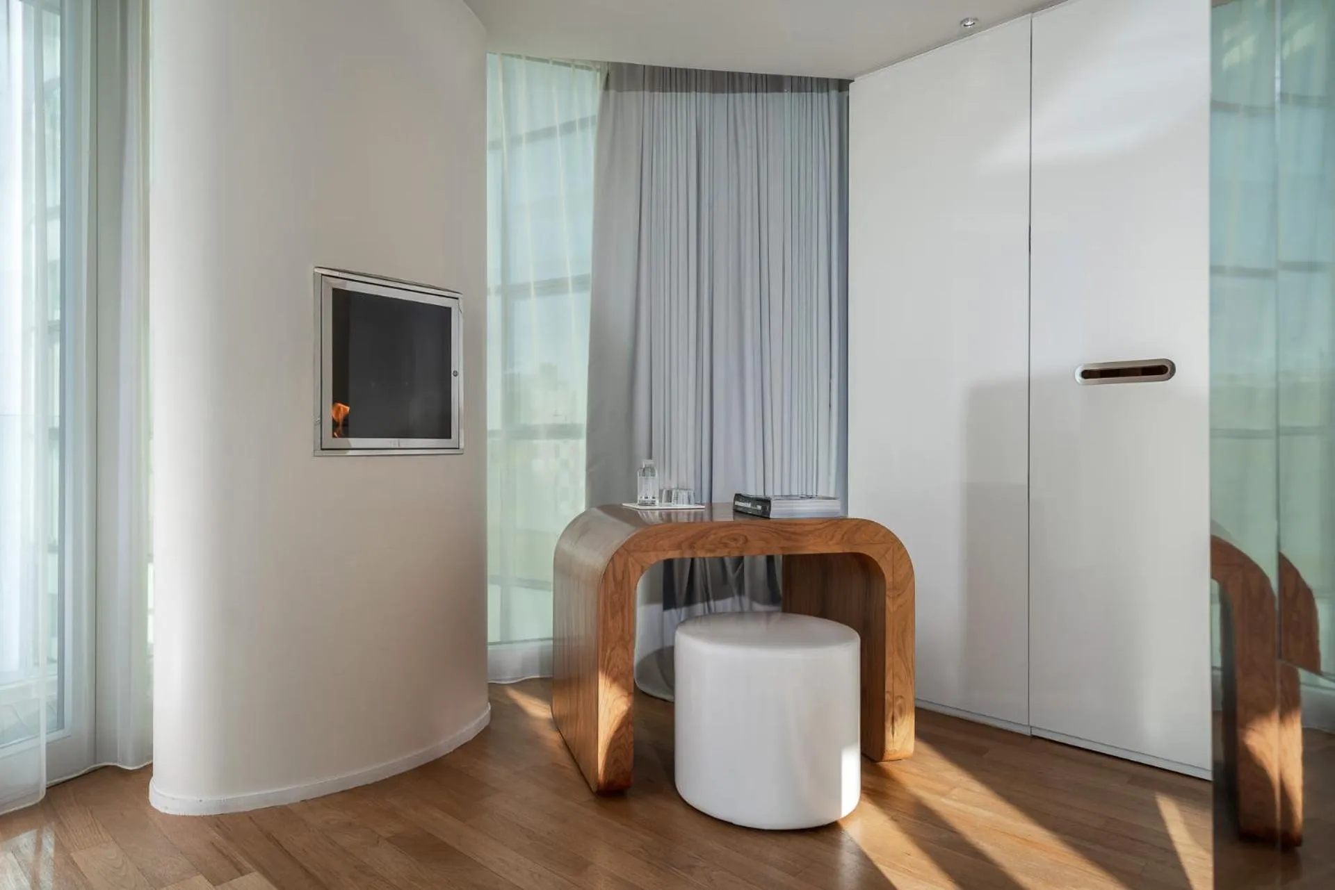 Bedroom in i-Suite Hotel